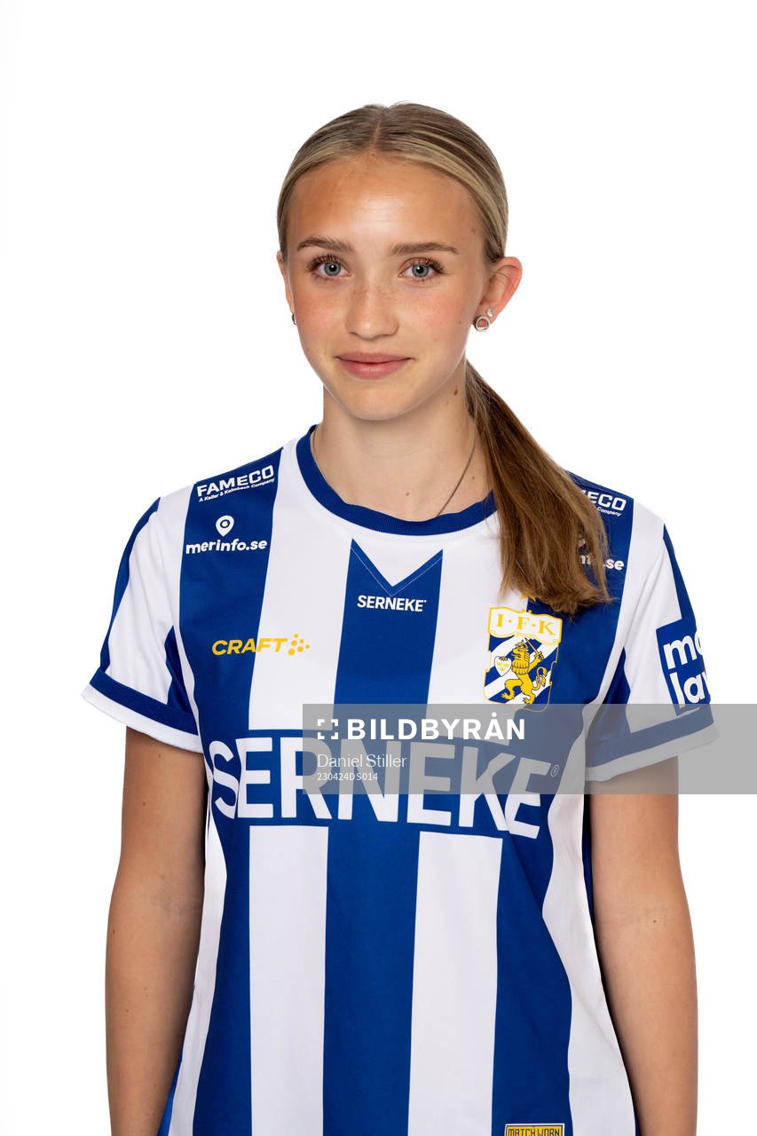 IFK Göteborgs Isabella Veiszhaupt poserar för ett porträtt den 24 april 2023 i Göteborg. 