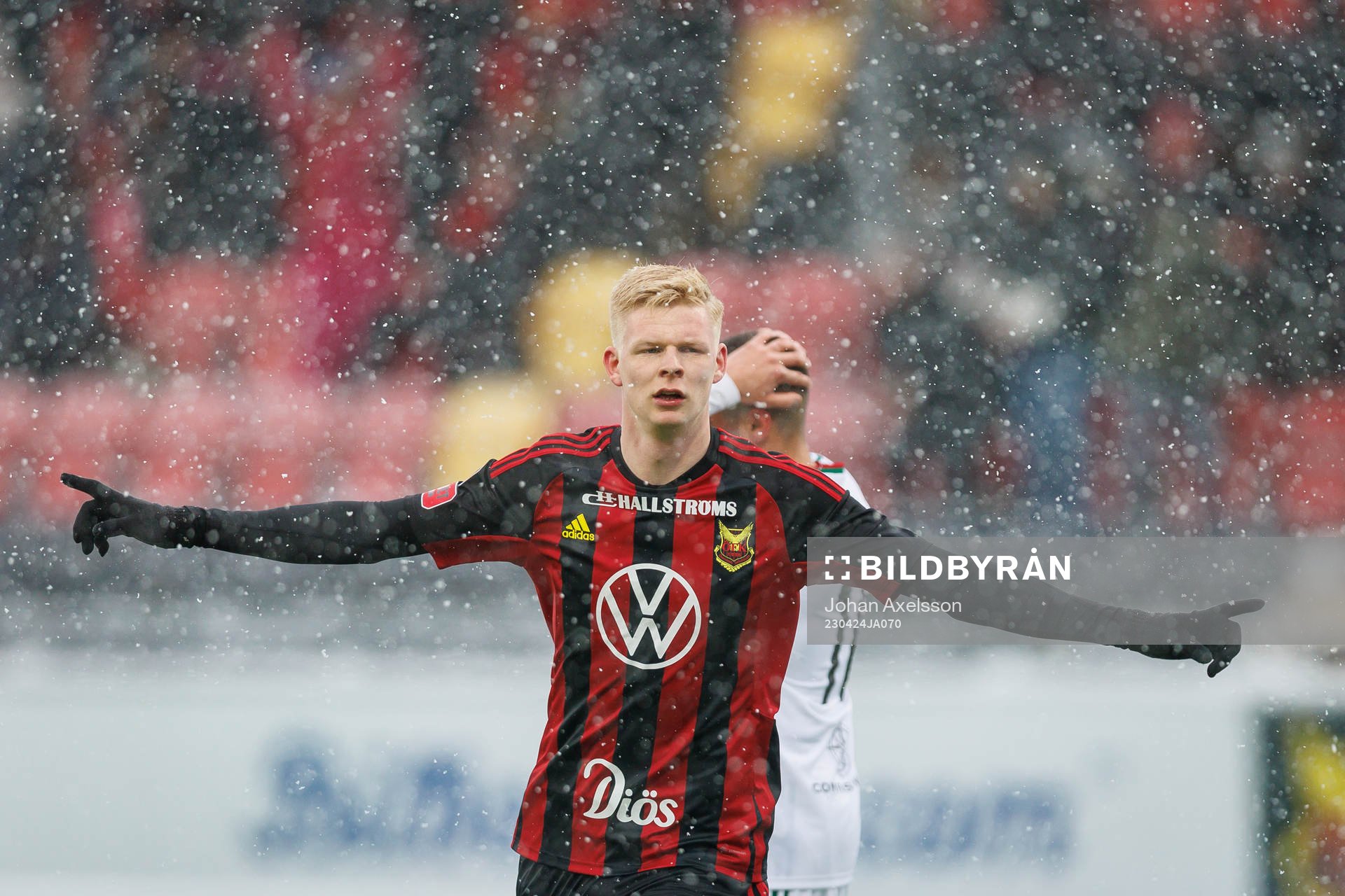 Östersunds Malcolm Stolt  jublar