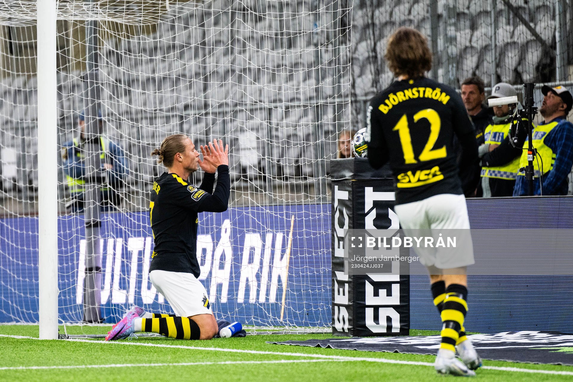 AIKs Viktor Fischer deppar