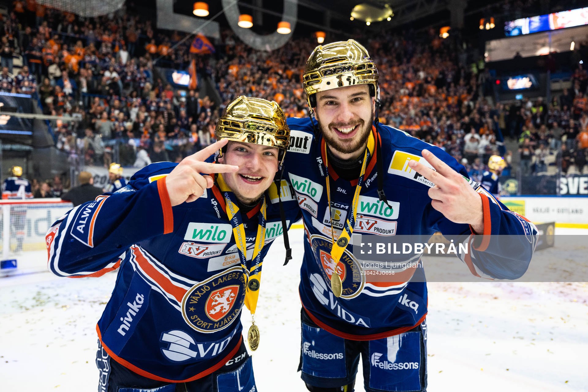 Växjös Victor Stjernborg och Hardy Häman Aktell jublar