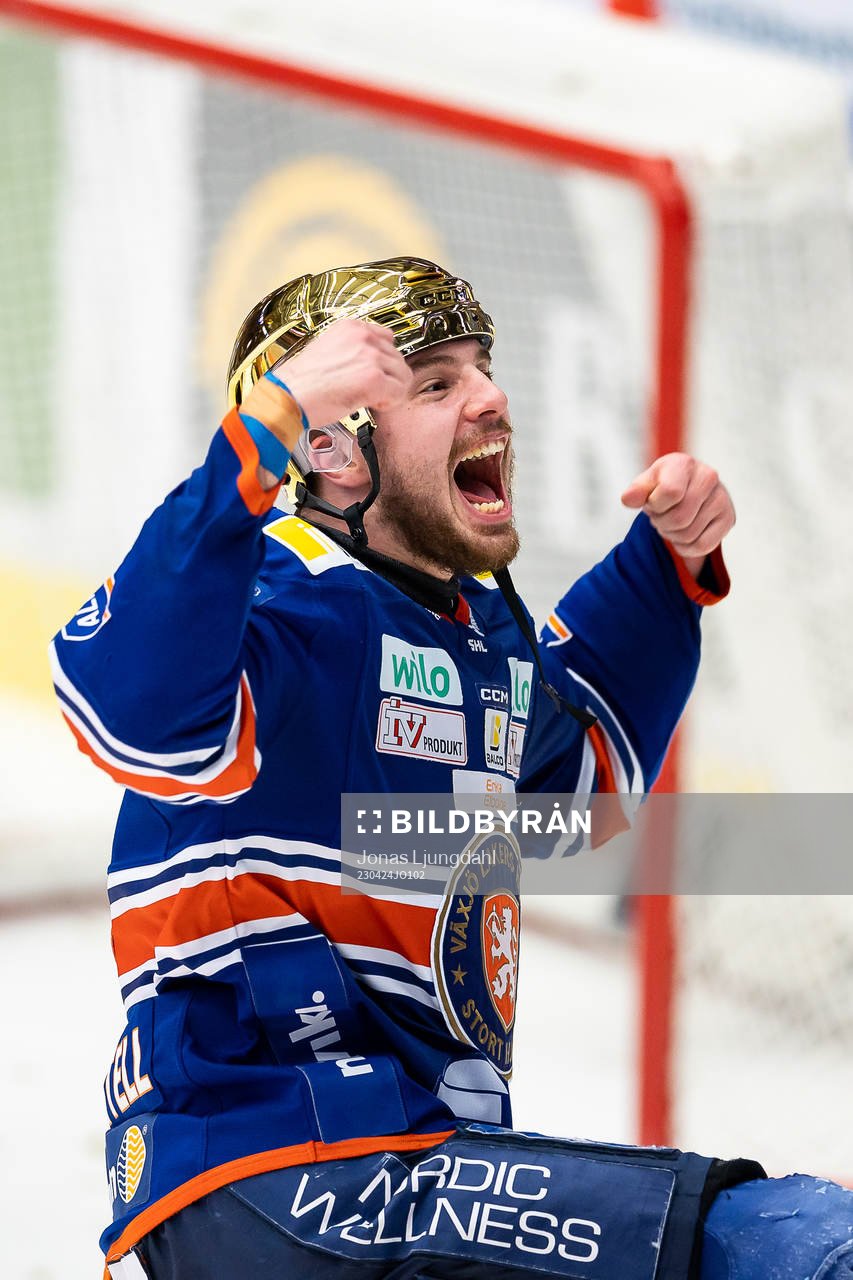 Växjös Hardy Häman Aktell jublar