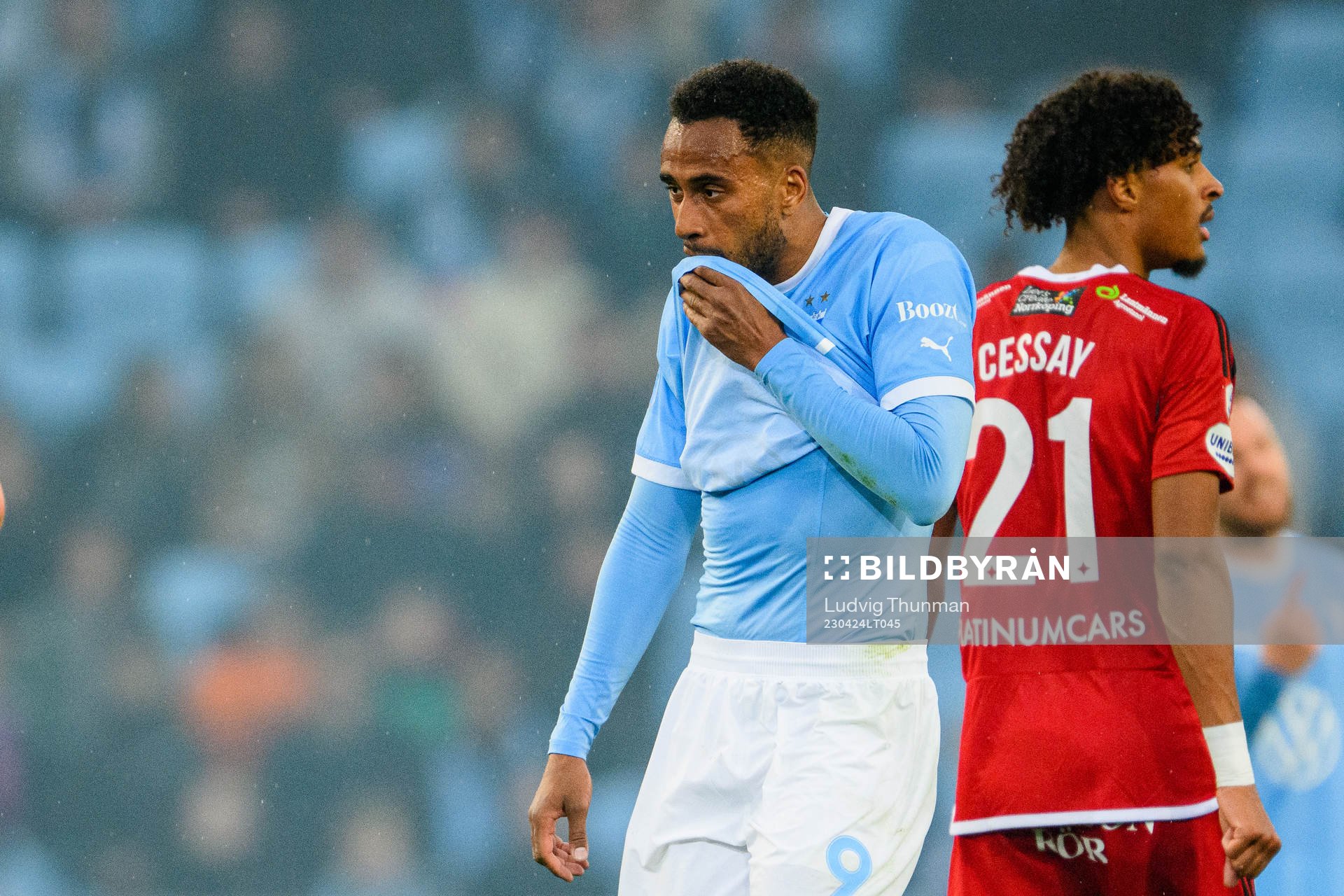 Malmö FFs Isaac Kiese Thelin deppar