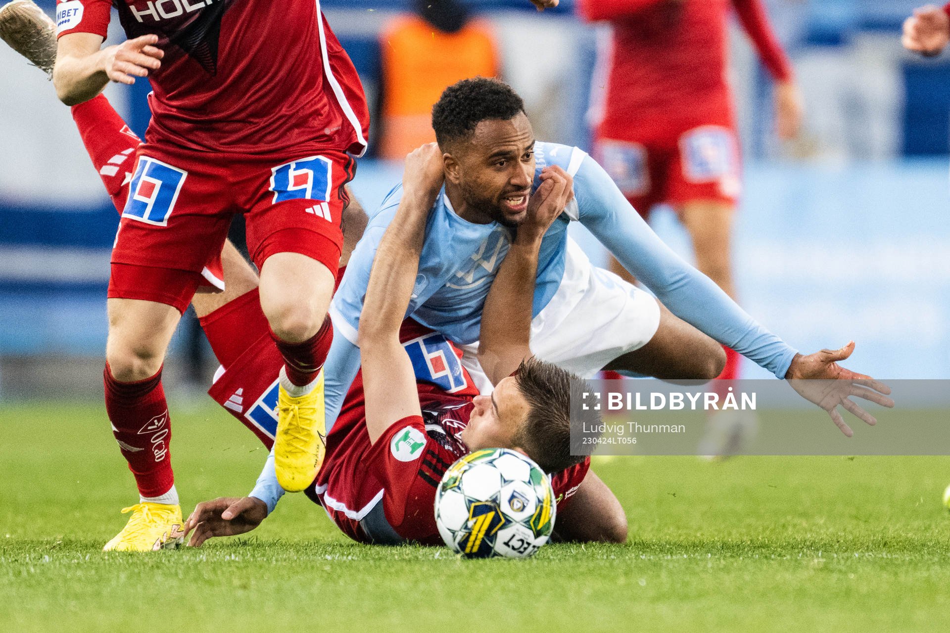 Malmö FFs Isaac Kiese Thelin och IFK Norrköpings Wille
