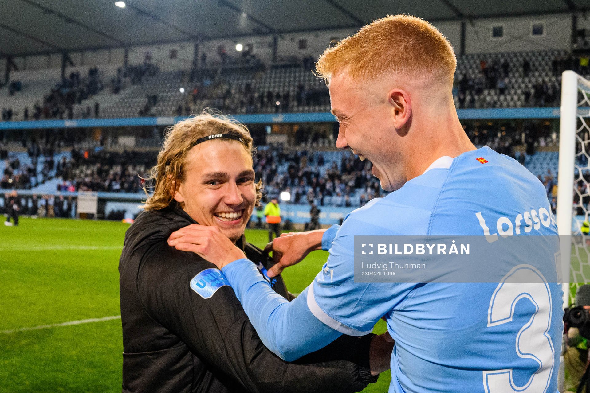 Malmö FFs Sebastian Nanasi och Hugo Larsson jublar