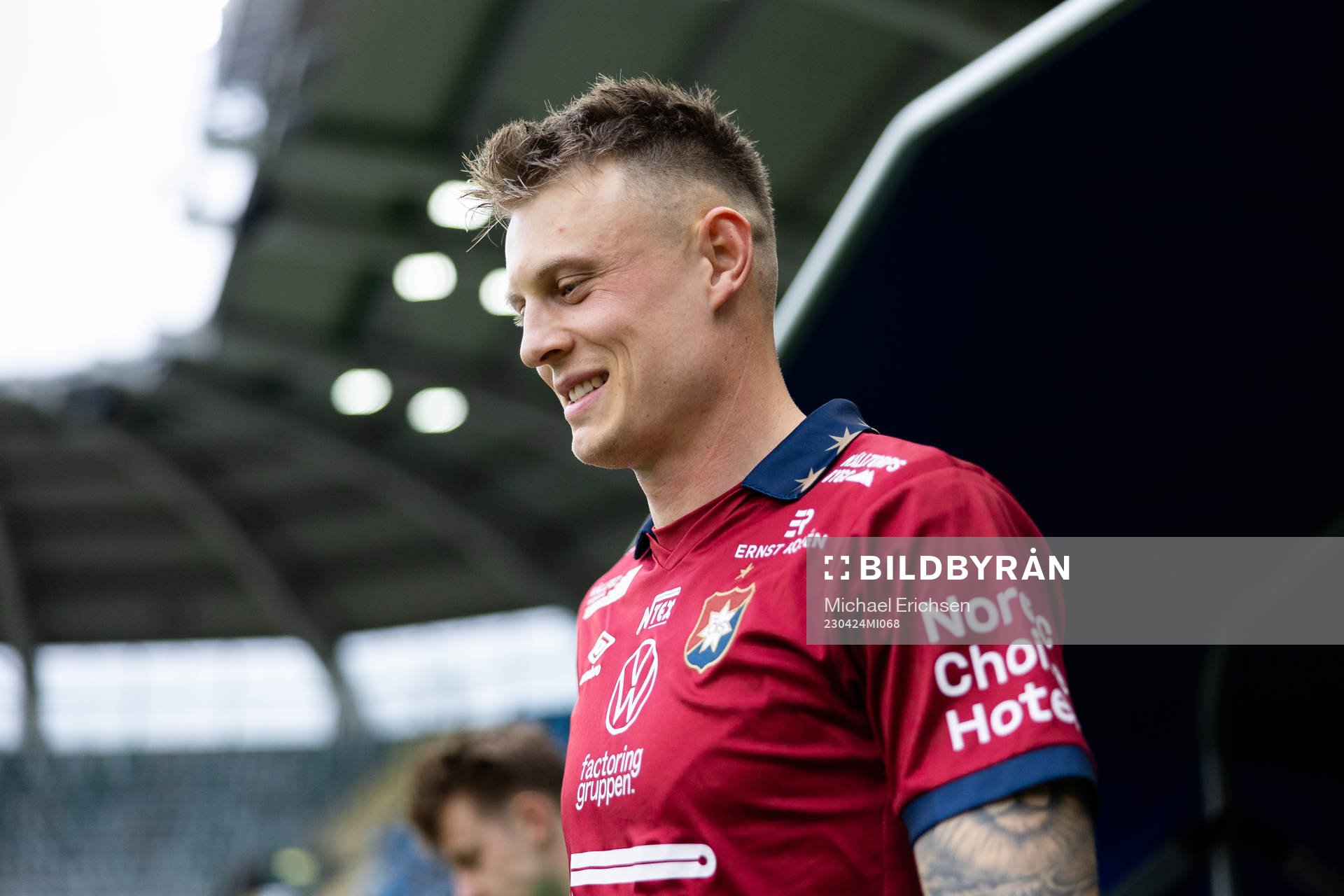 Örgrytes Marcus Haglind Sangre på väg in för line up innan fotbollsmatchen i Superettan mellan Örgryte och Jönköpings Södra den 24 april 2023 i Göteborg.