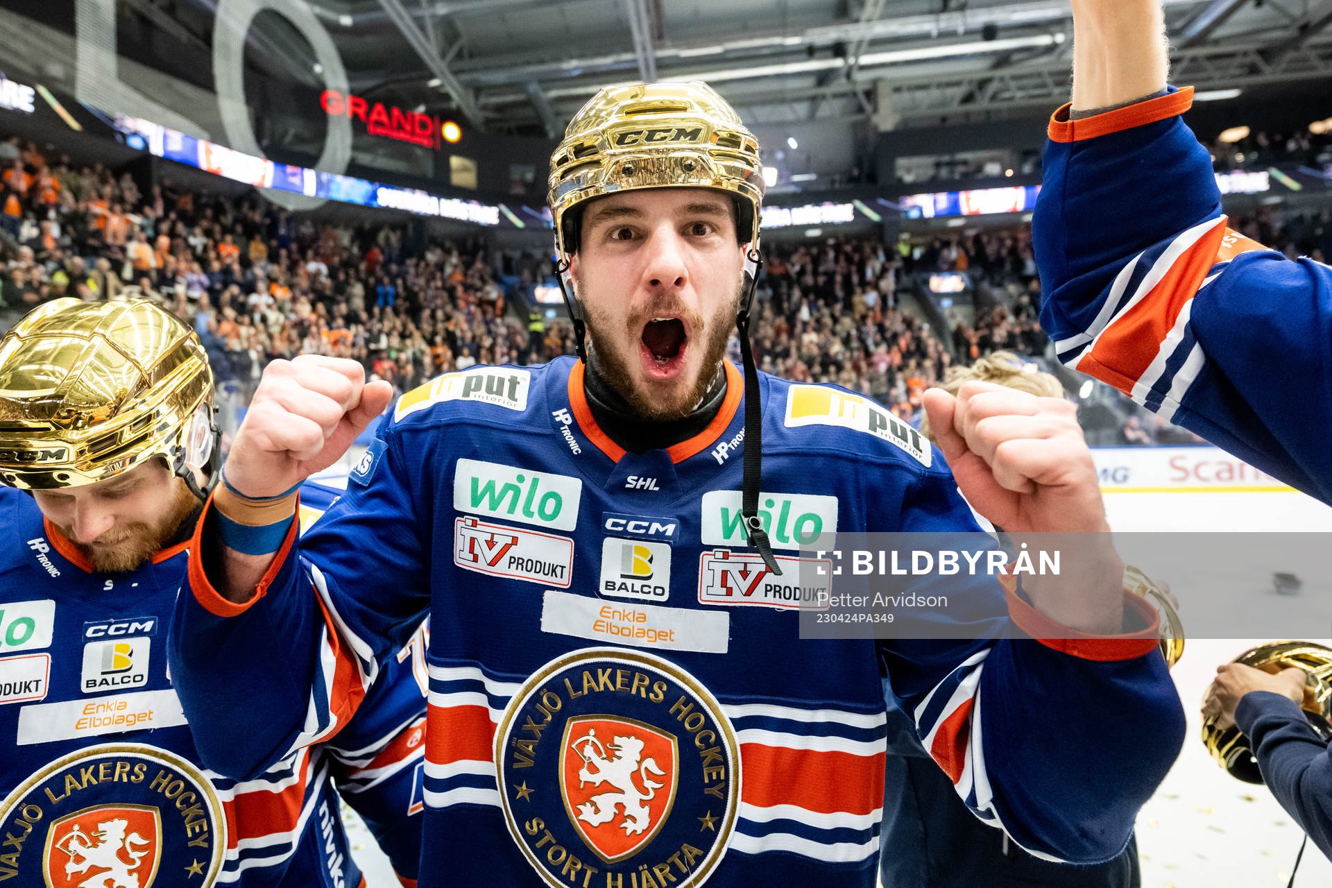 Växjös Hardy Häman Aktell jublar
