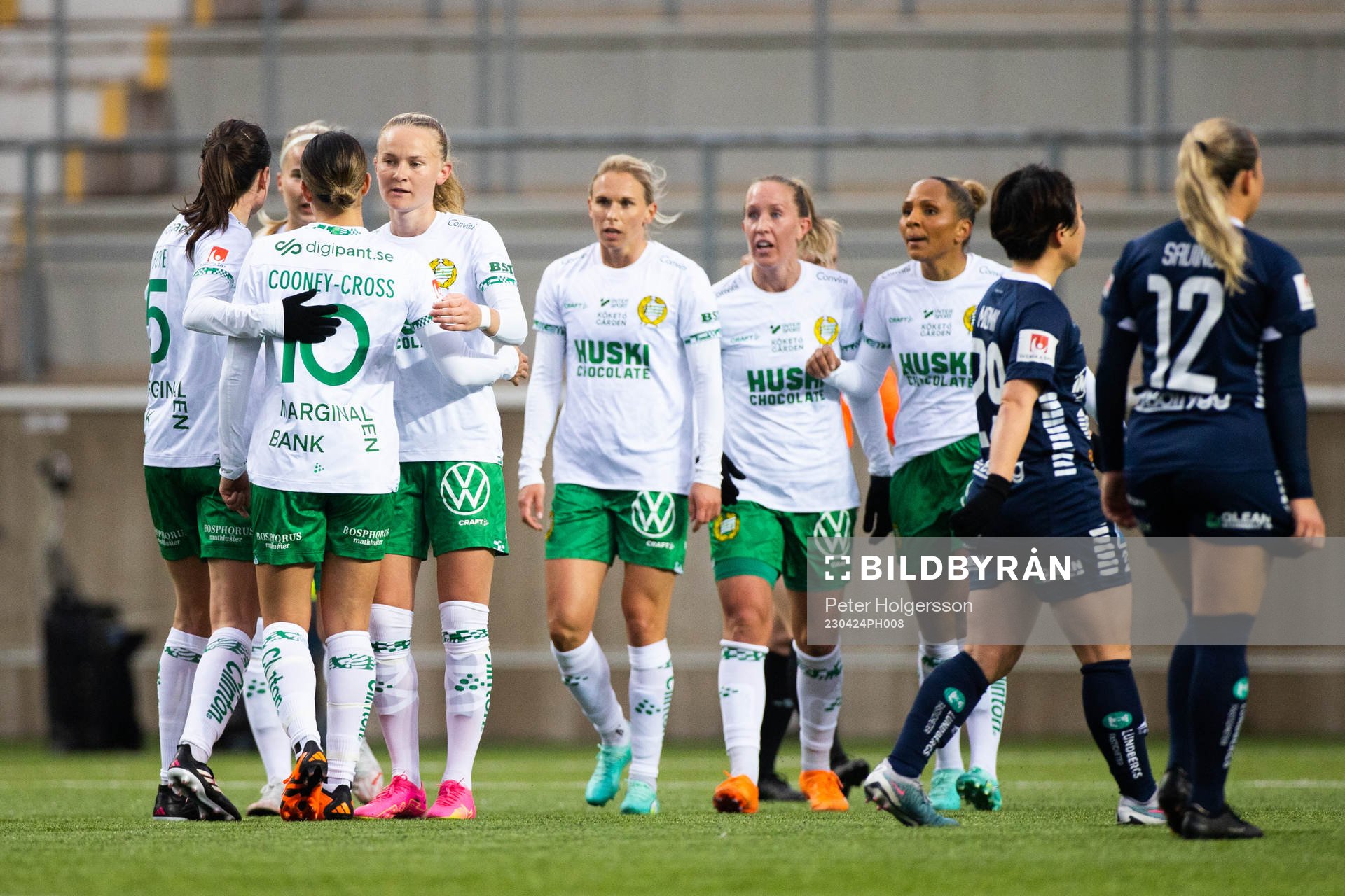 Hammarbys Matilda Vinberg jublar