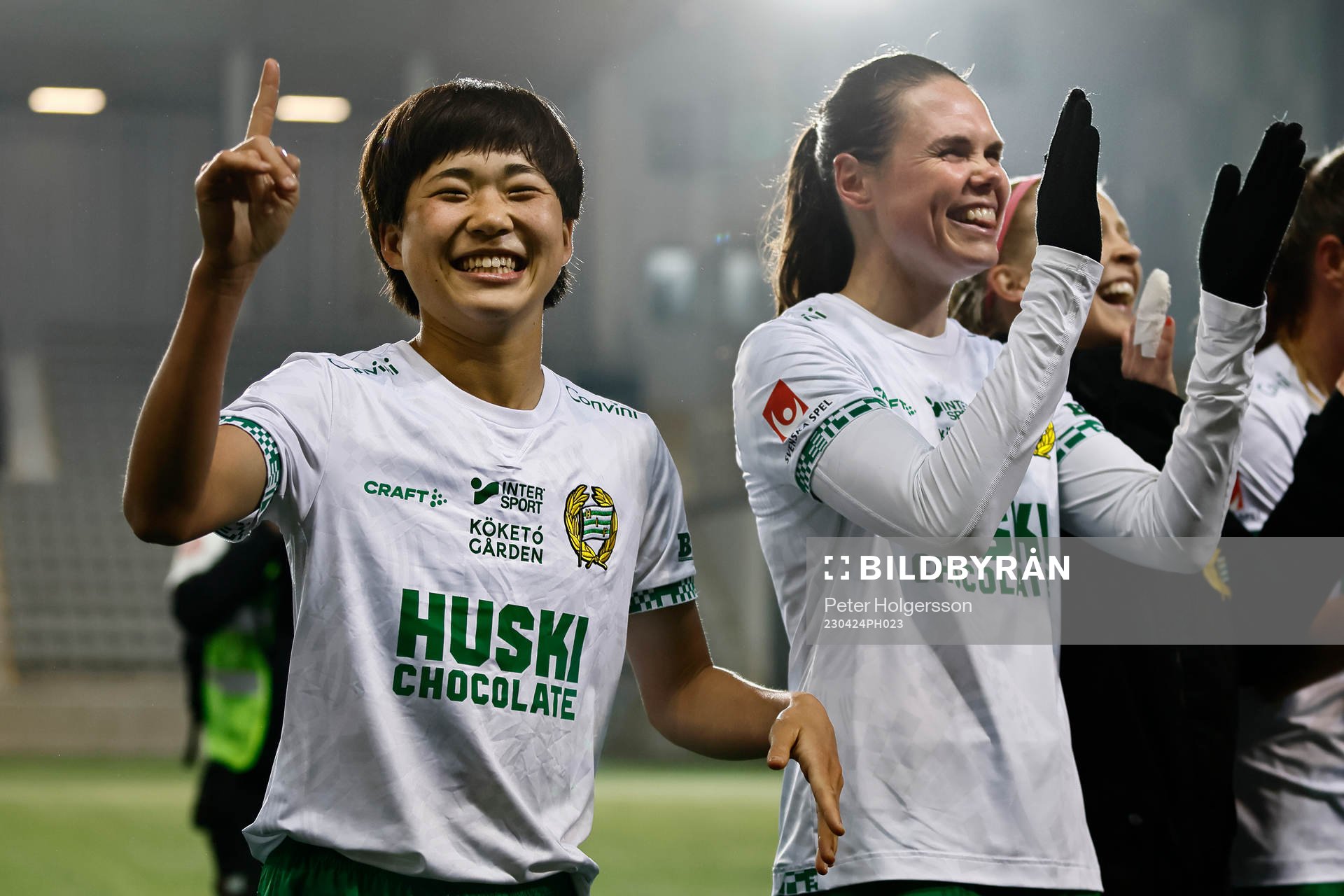 Hammarbys Maika Hamano jublar