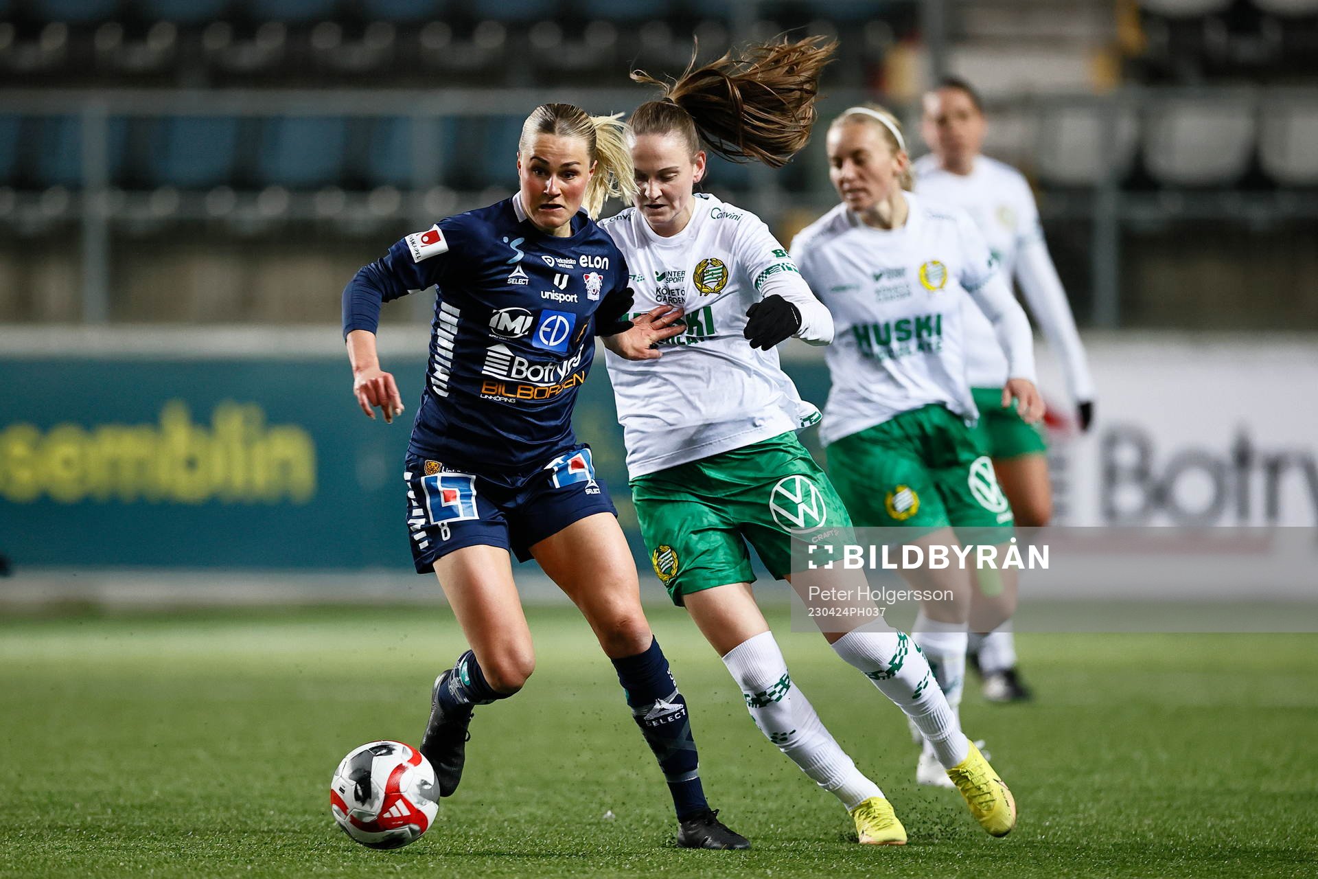 Linköpings Johanna Svedberg och Hammarbys Hanna Folkesson