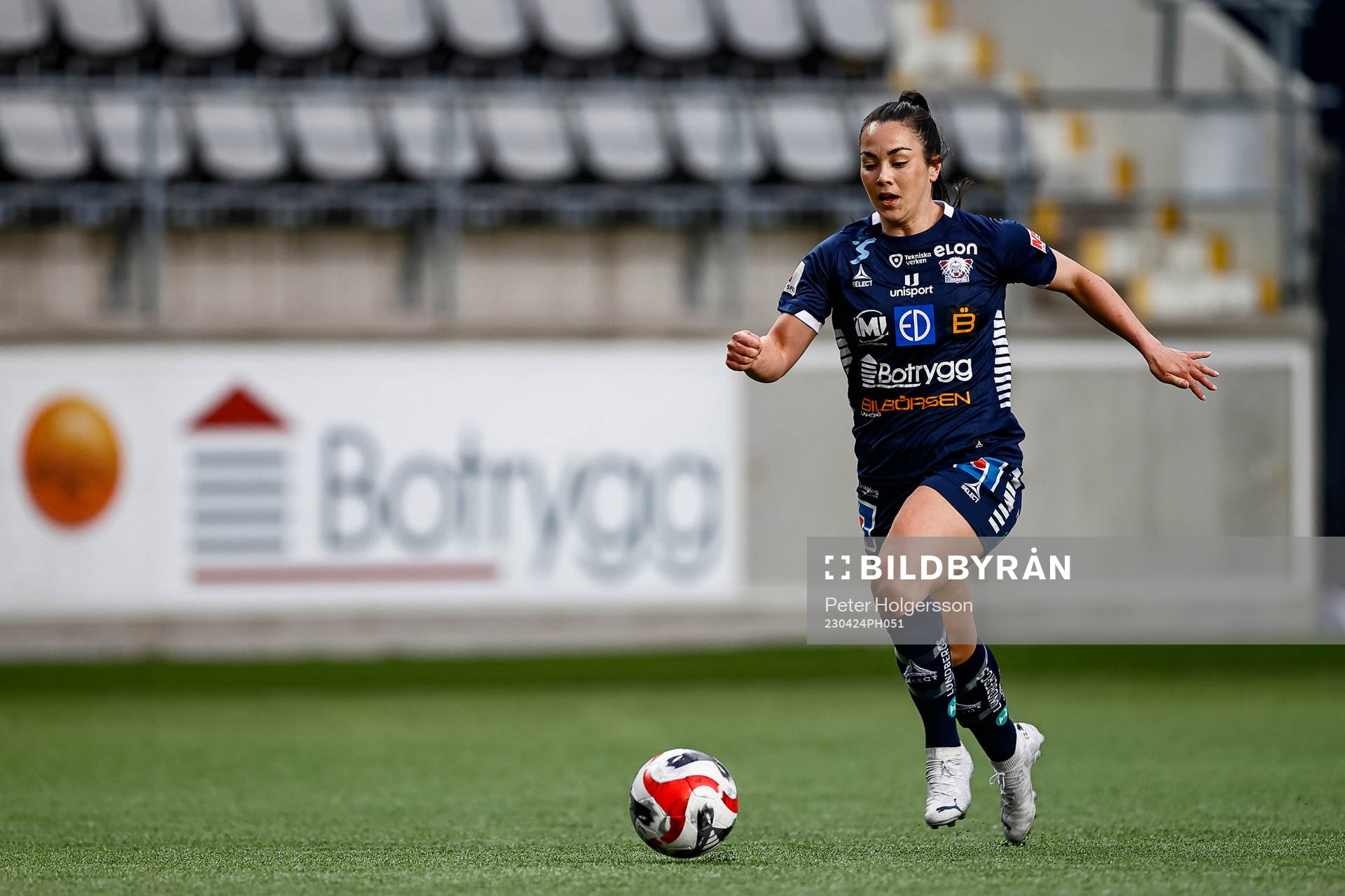 Linköpings Michelle De Jongh under fotbollsmatchen i Damallsvenskan mellan Linköping och Hammarby den 24 april 2023 i Linköping. 