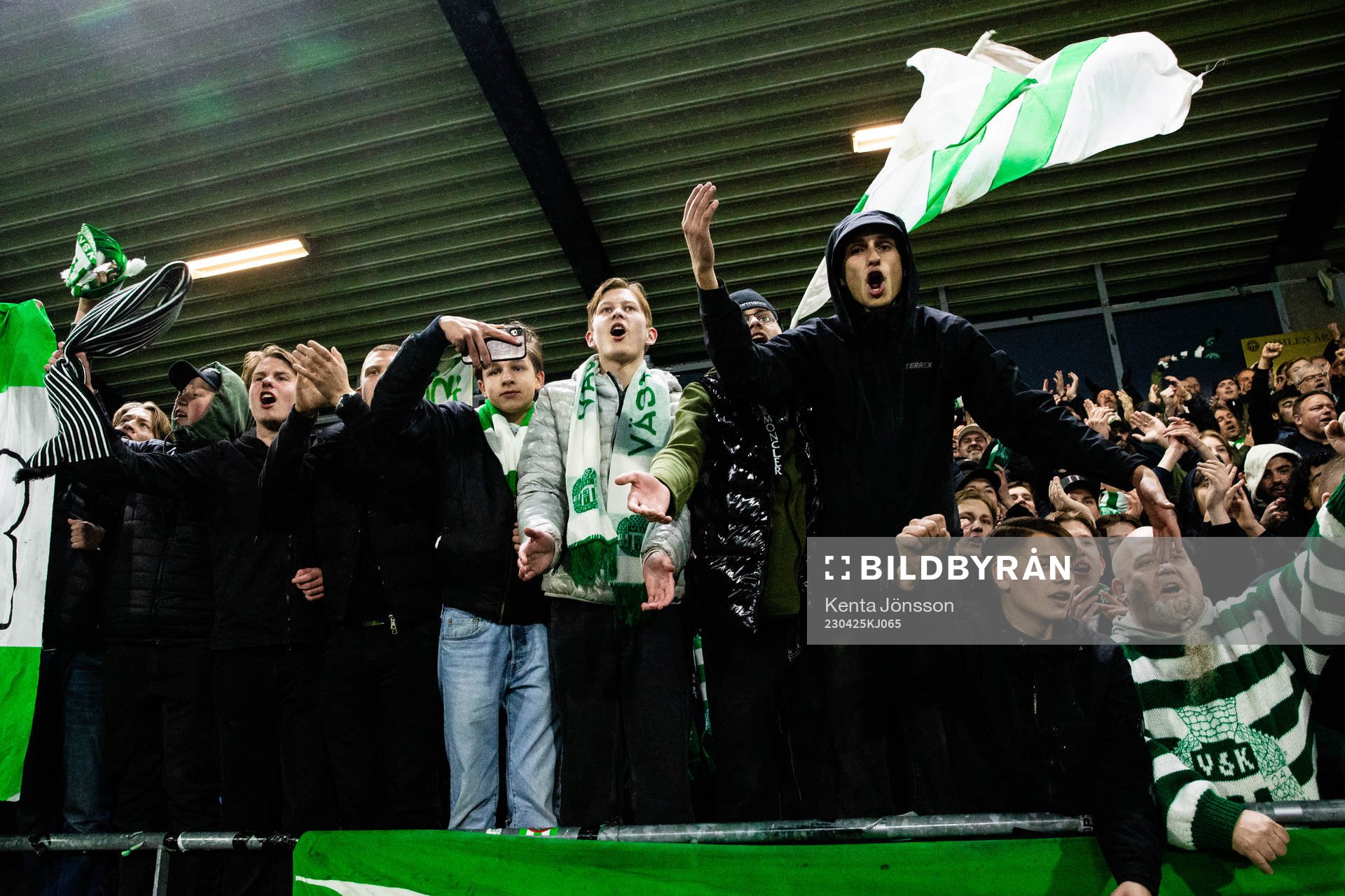 Västerås supportrar jublar