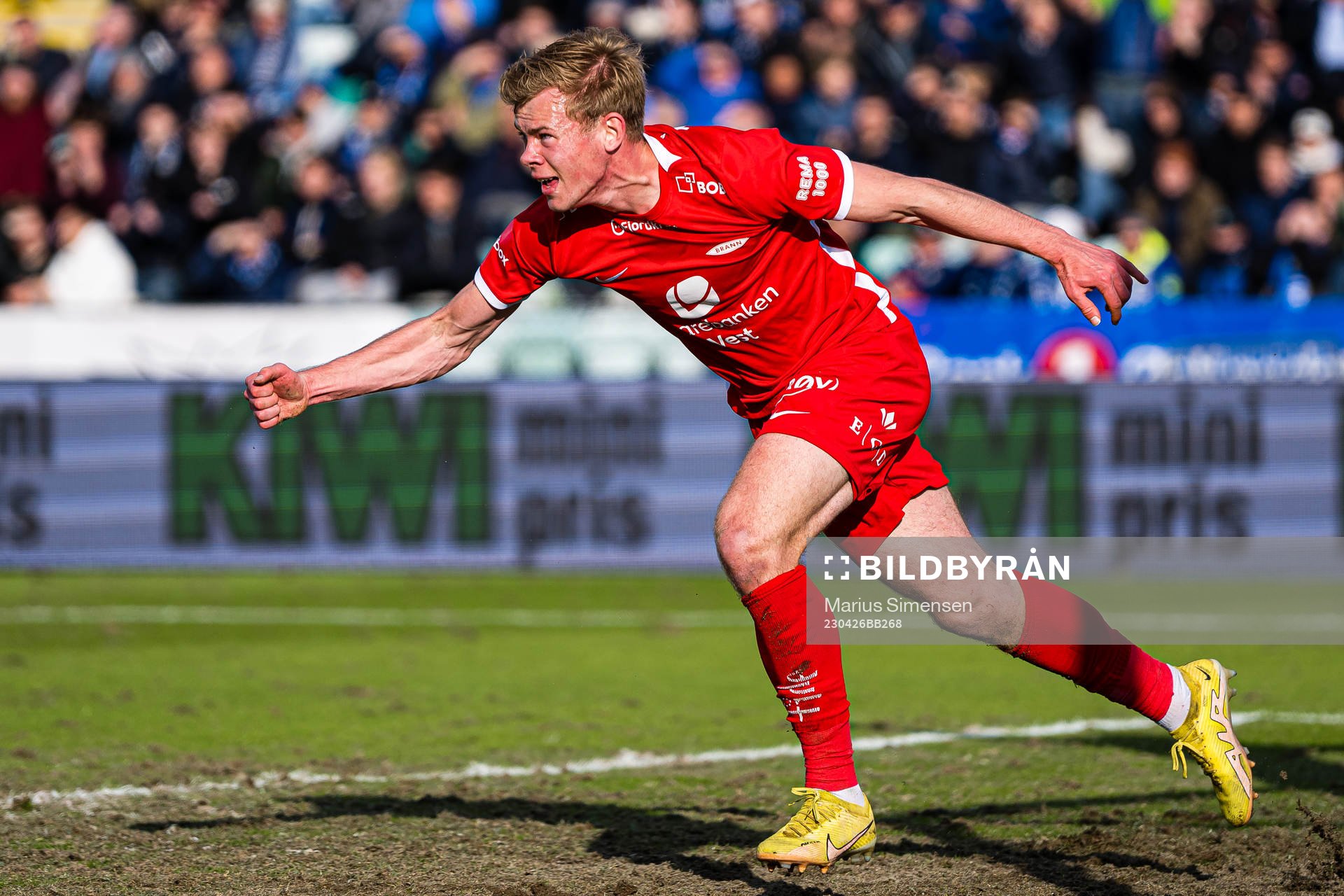 Aune Heggebø of Brann celebrates