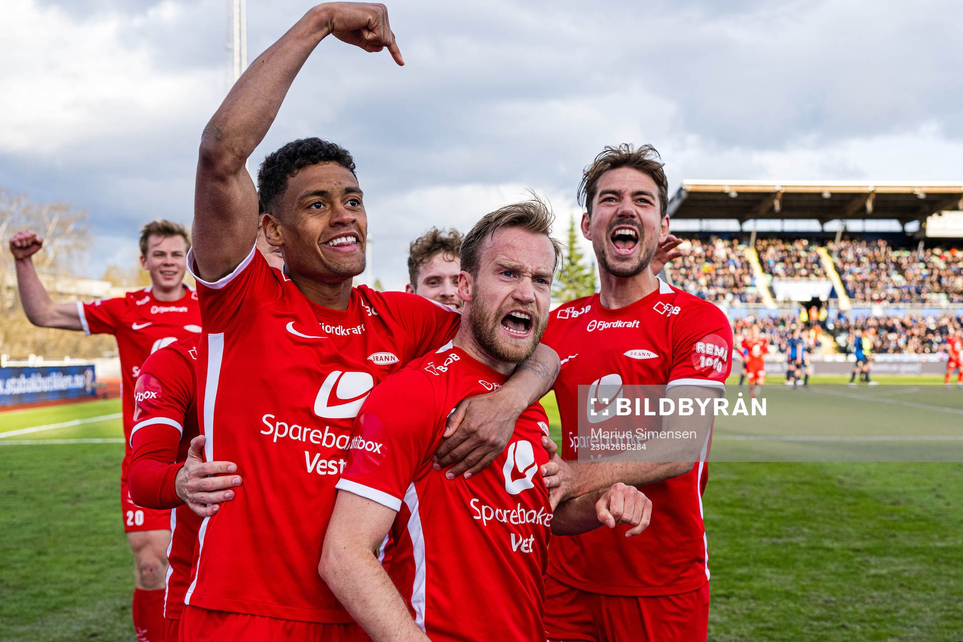 Bård Finne of Brann celebrates