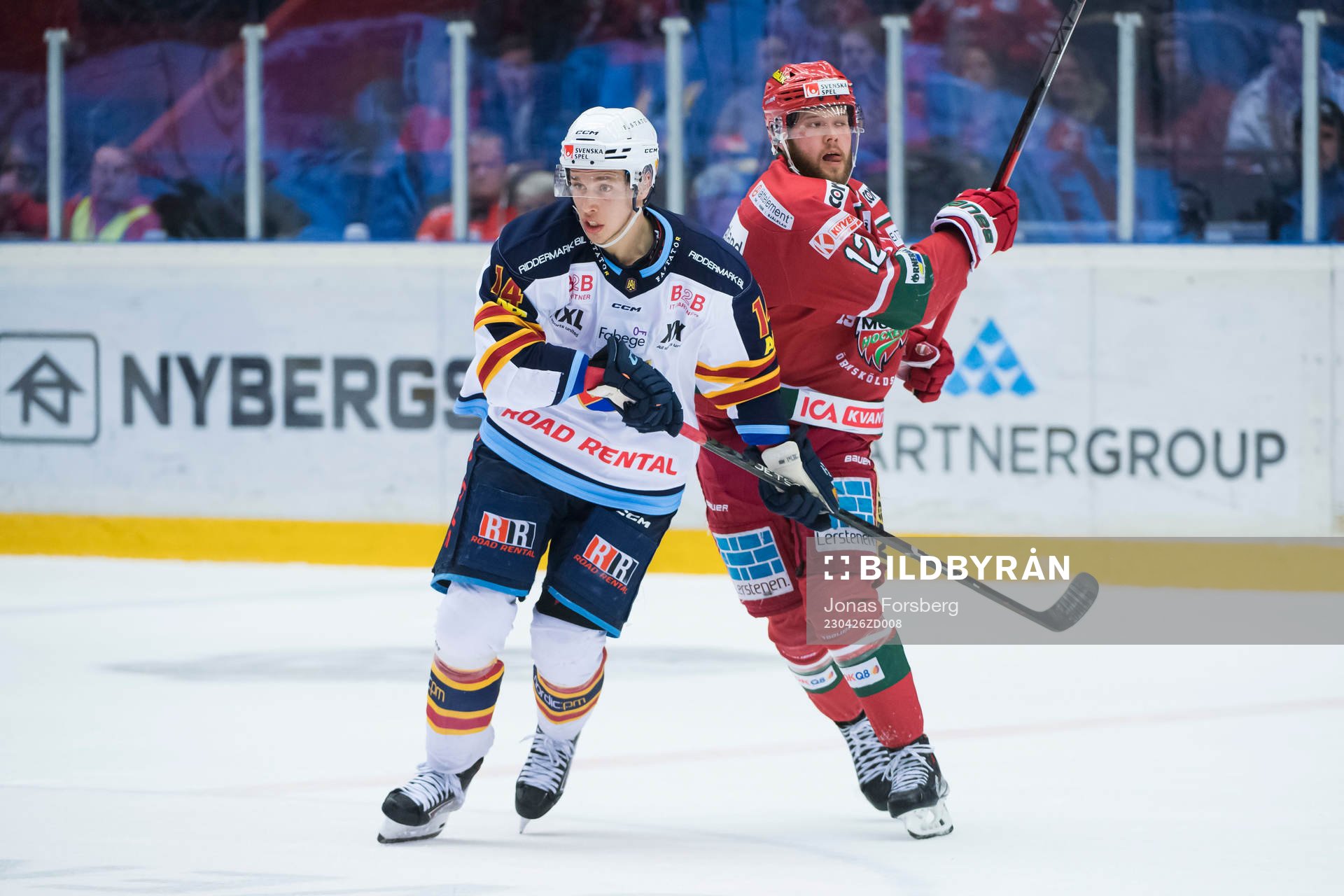 Djurgårdens Lukas Vejdemo och Modos Oscar Pettersson