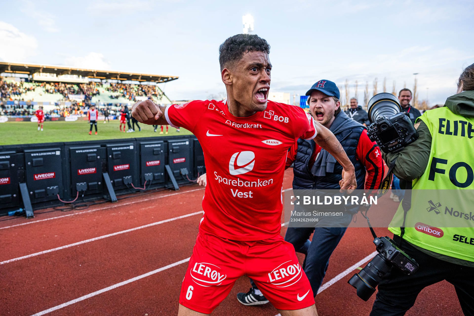 Japhet Sery Larsen of Brann celebrates