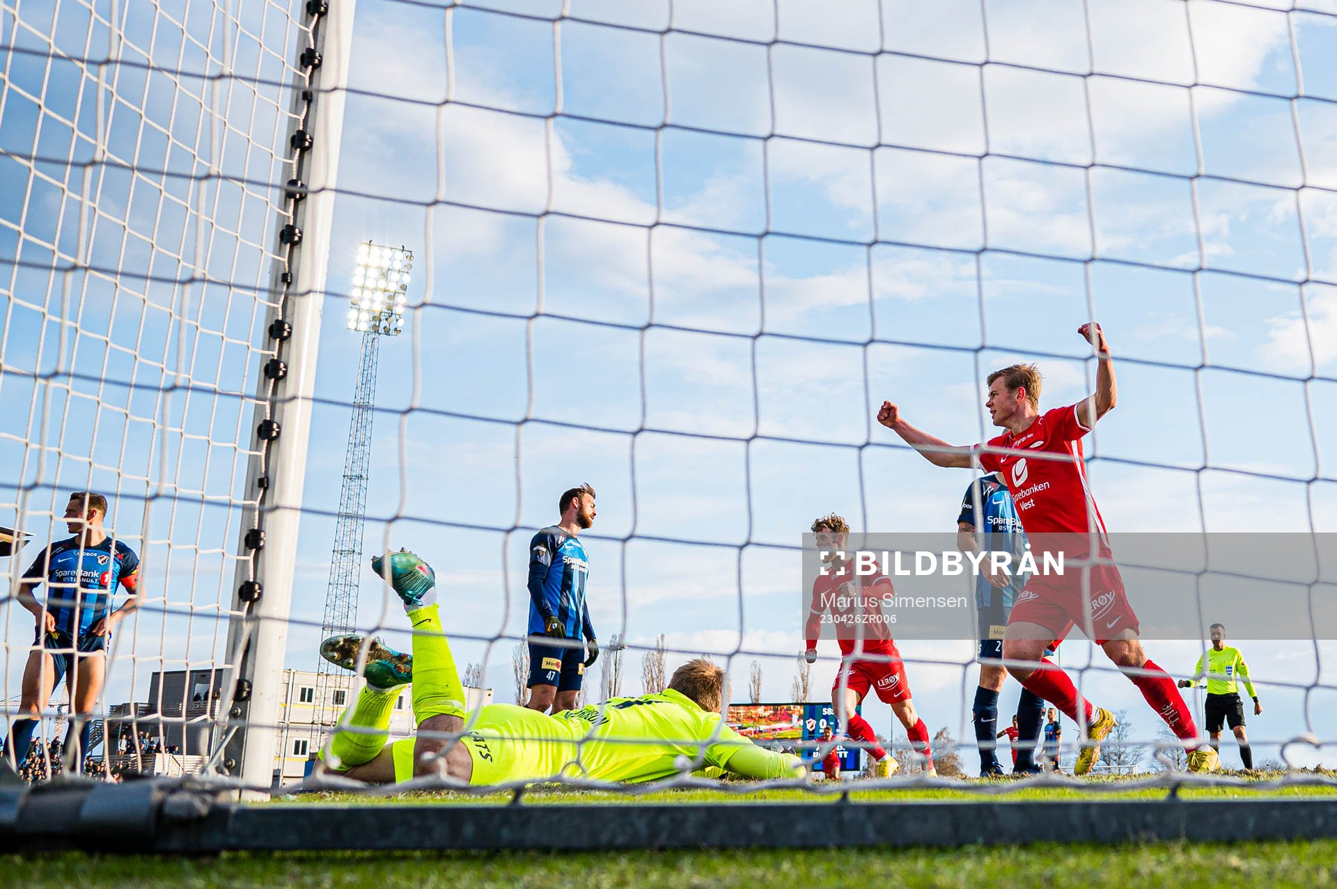 Aune Heggebø of Brann celebrates