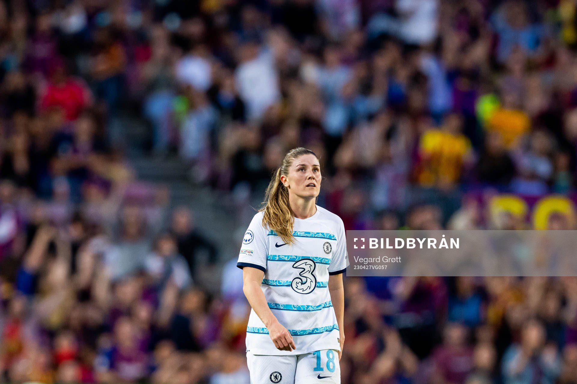 Maren Mjelde of Chelsea looks dejected