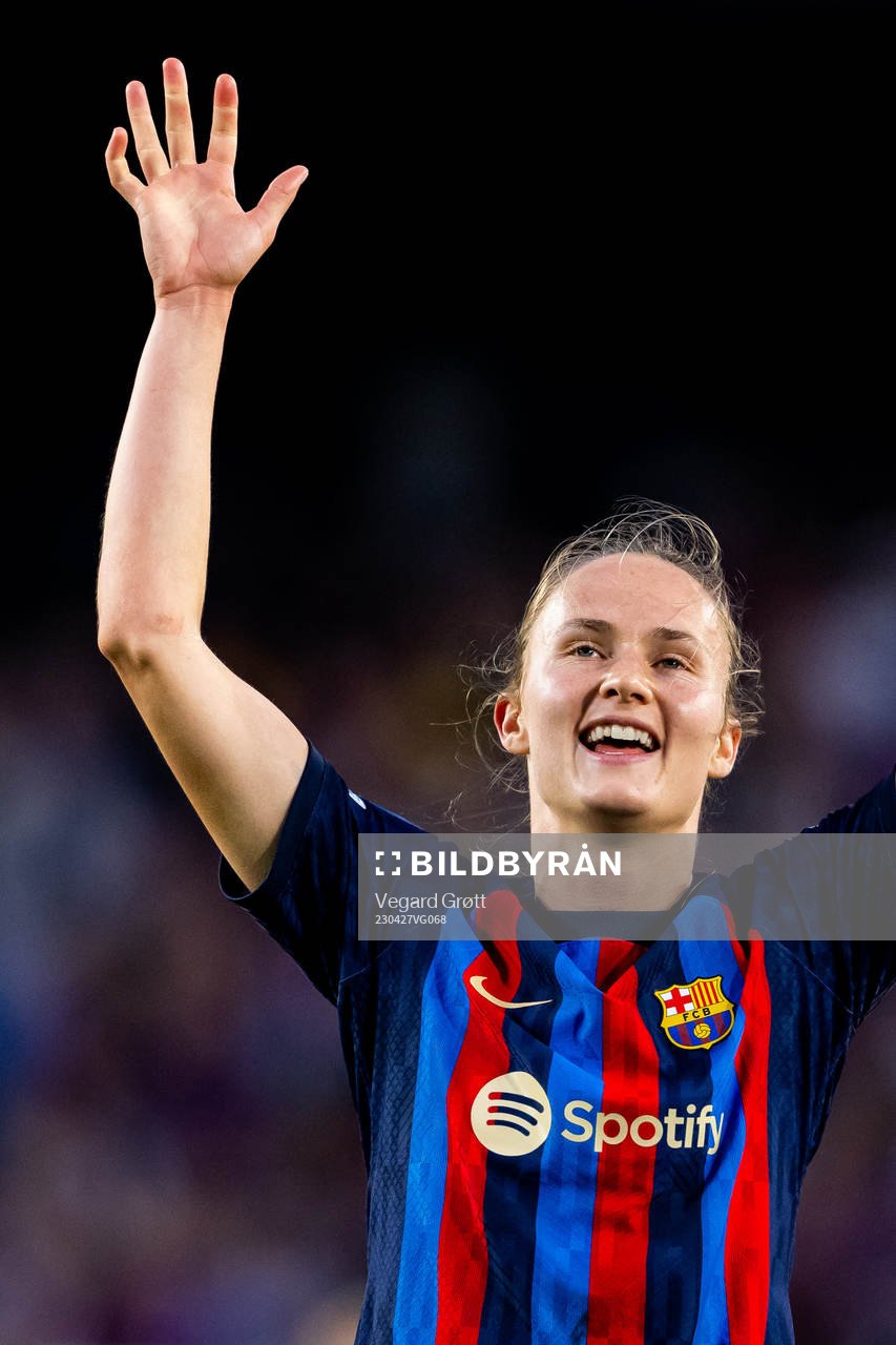 Caroline Graham Hansen of Barcelona celebrates