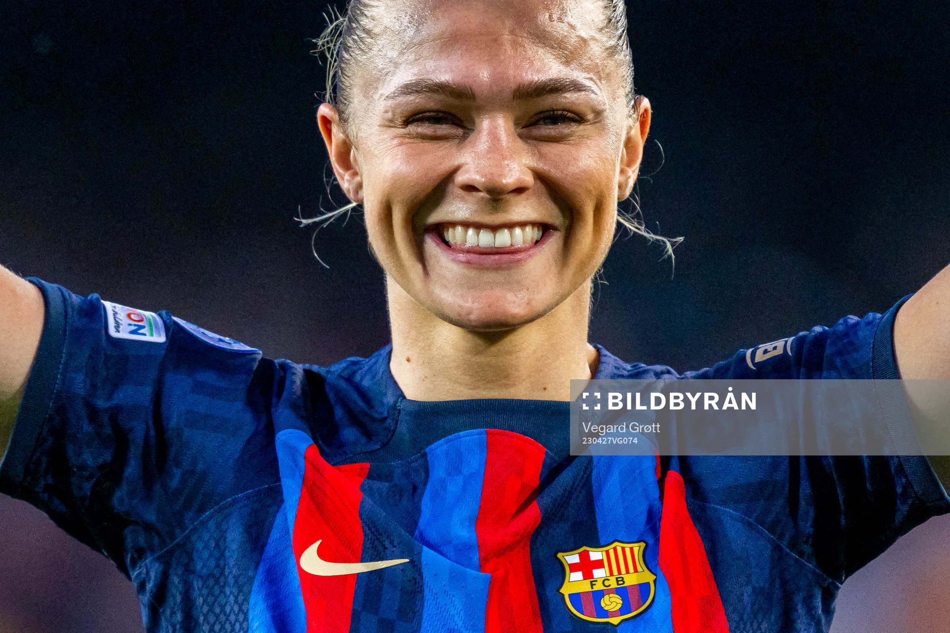 Fridolina Rolfö of Barcelona celebrates
