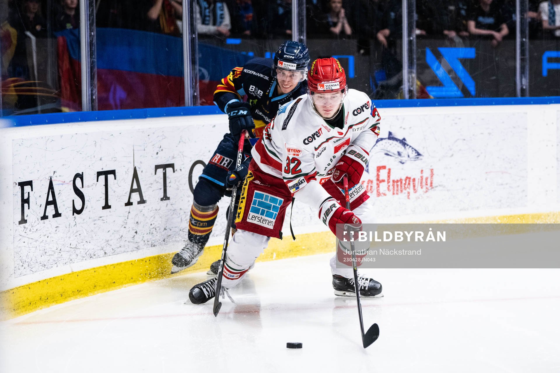 Djurgårdens Lukas Vejdemo och Modos Theodor Niederbach