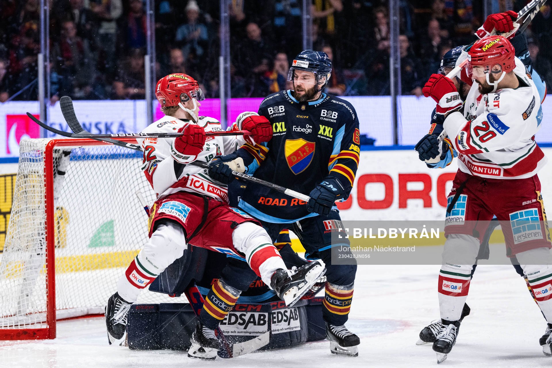 Djurgårdens Stefan Elliott och Modos Theodor Niederbach