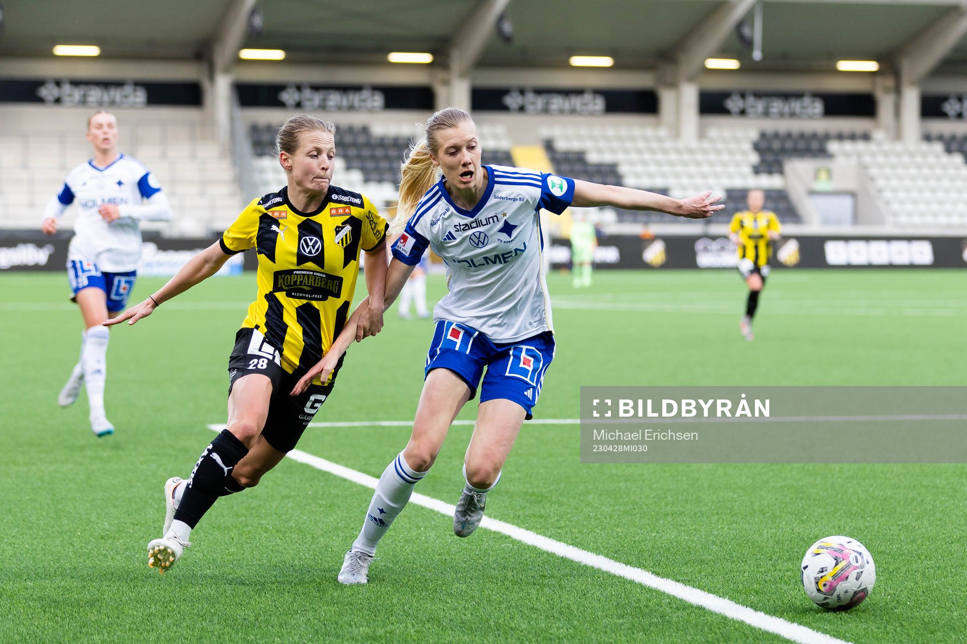 Häckens Anna Anvegård och IFK Norrköpings Ebba Handfast
