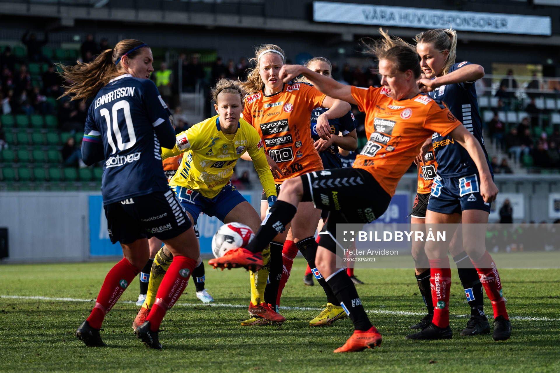 Linköpings målvakt Cajsa Andersson och Kristianstads