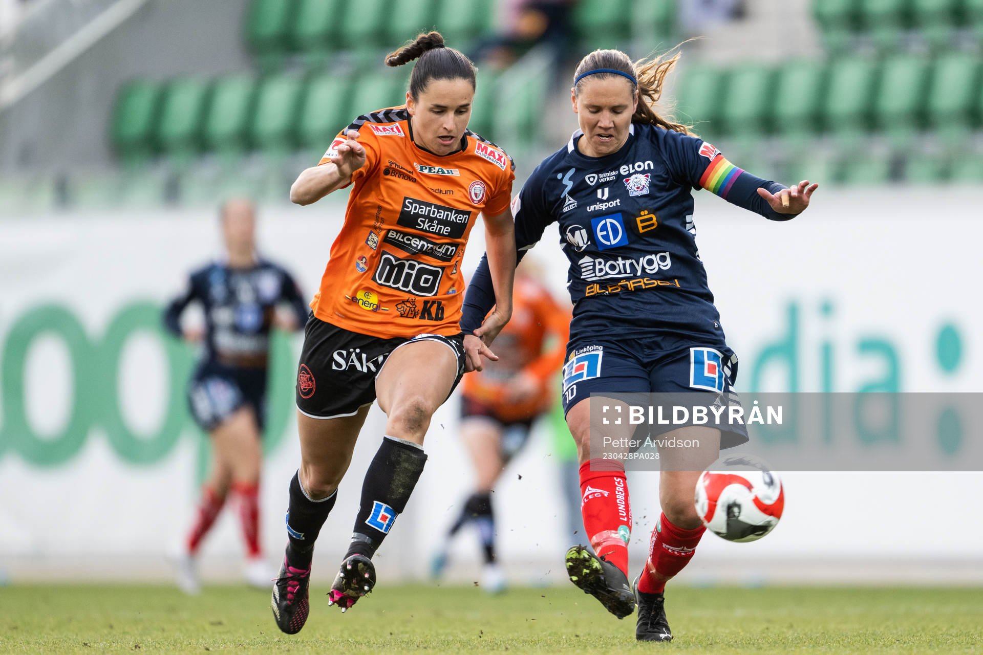 Kristianstads Evelyne Viens och Linköpings Emma Lennartsson
