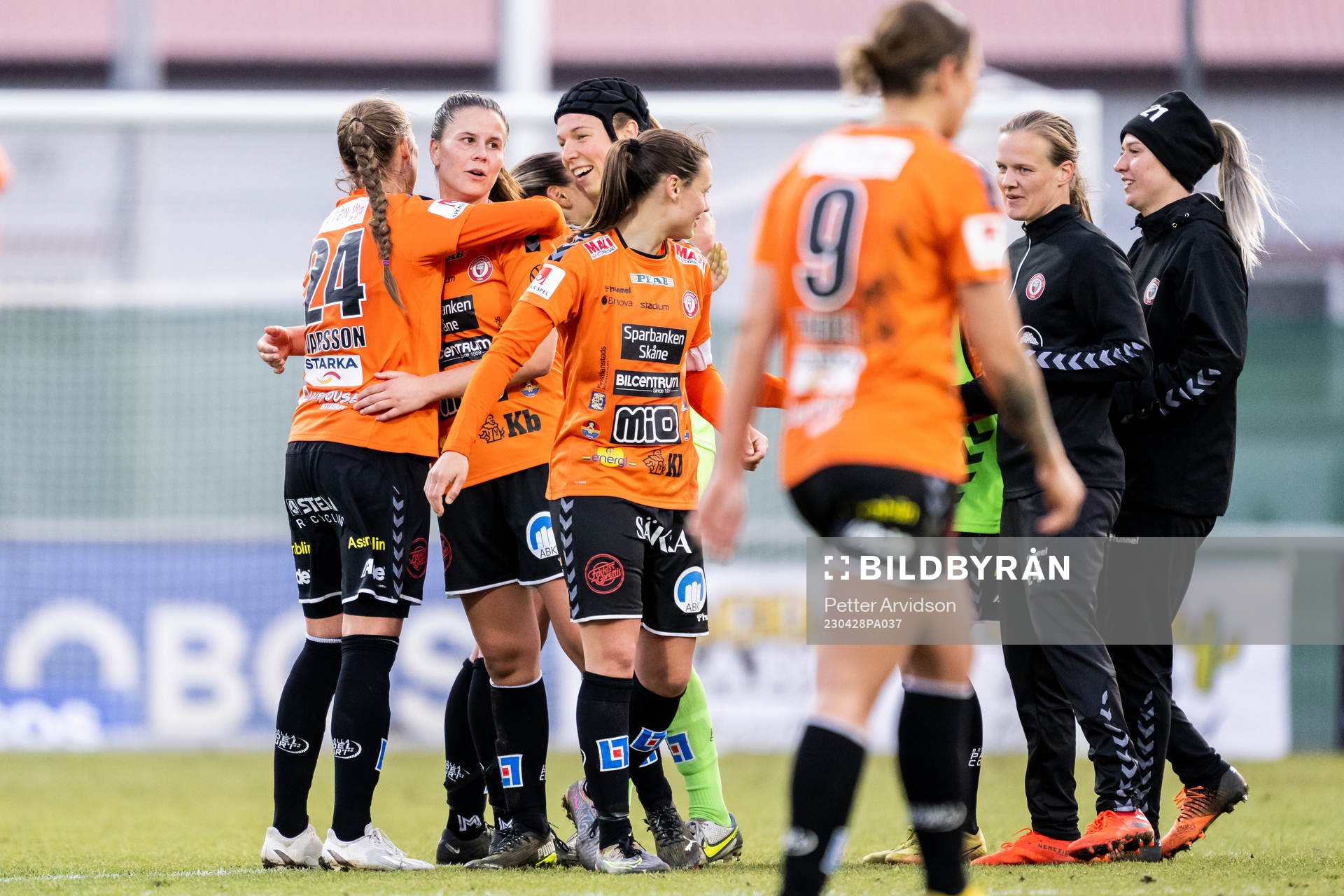 Kristianstads Therese Ivarsson och Josefin Harrysson jublar