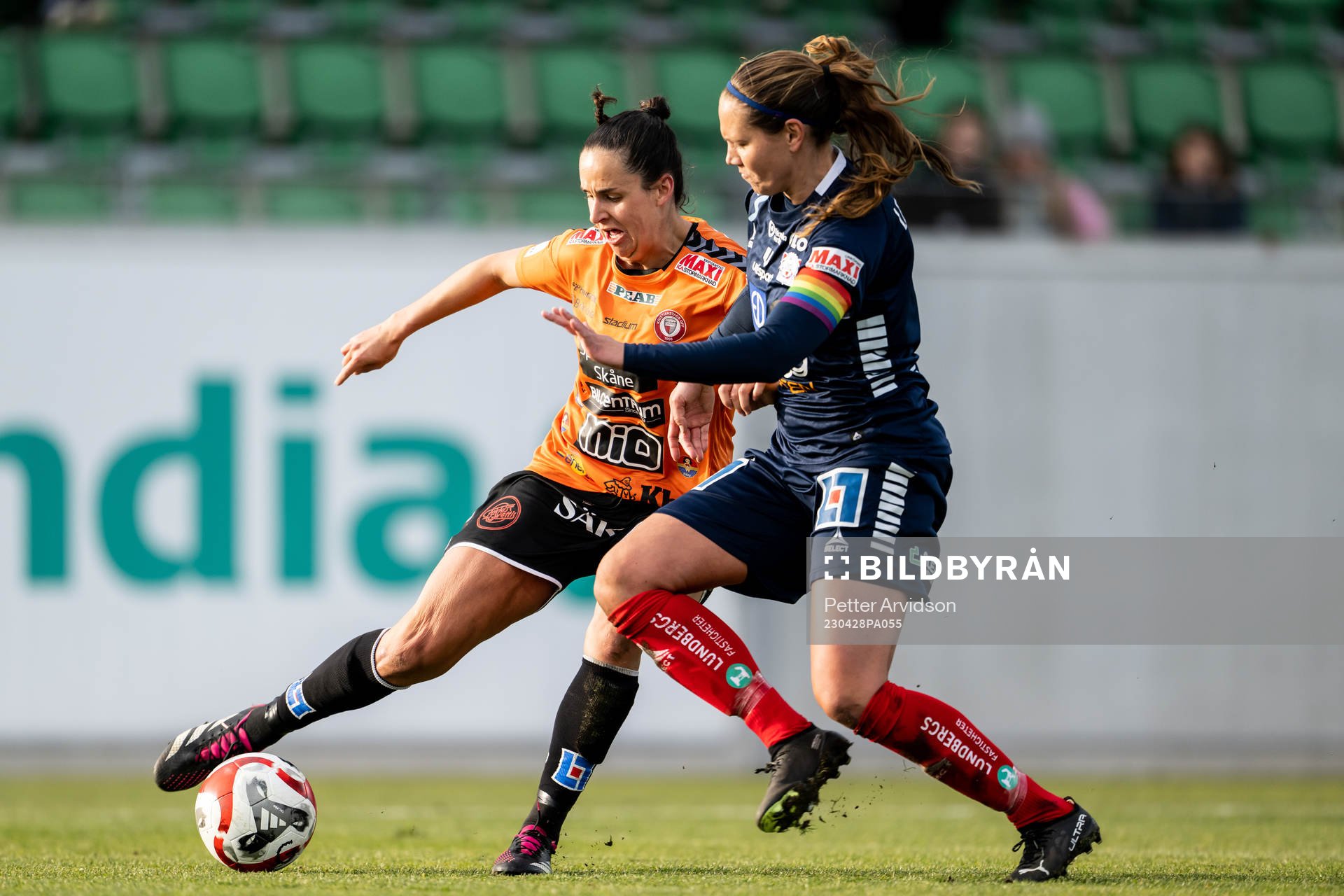Kristianstads Evelyne Viens och Linköpings Emma Lennartsson