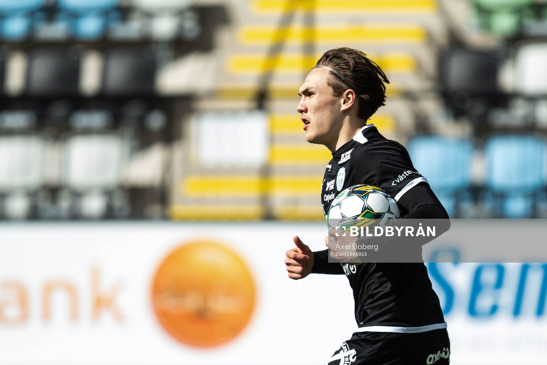 Västerås SKs Miguel Sandberg jublar