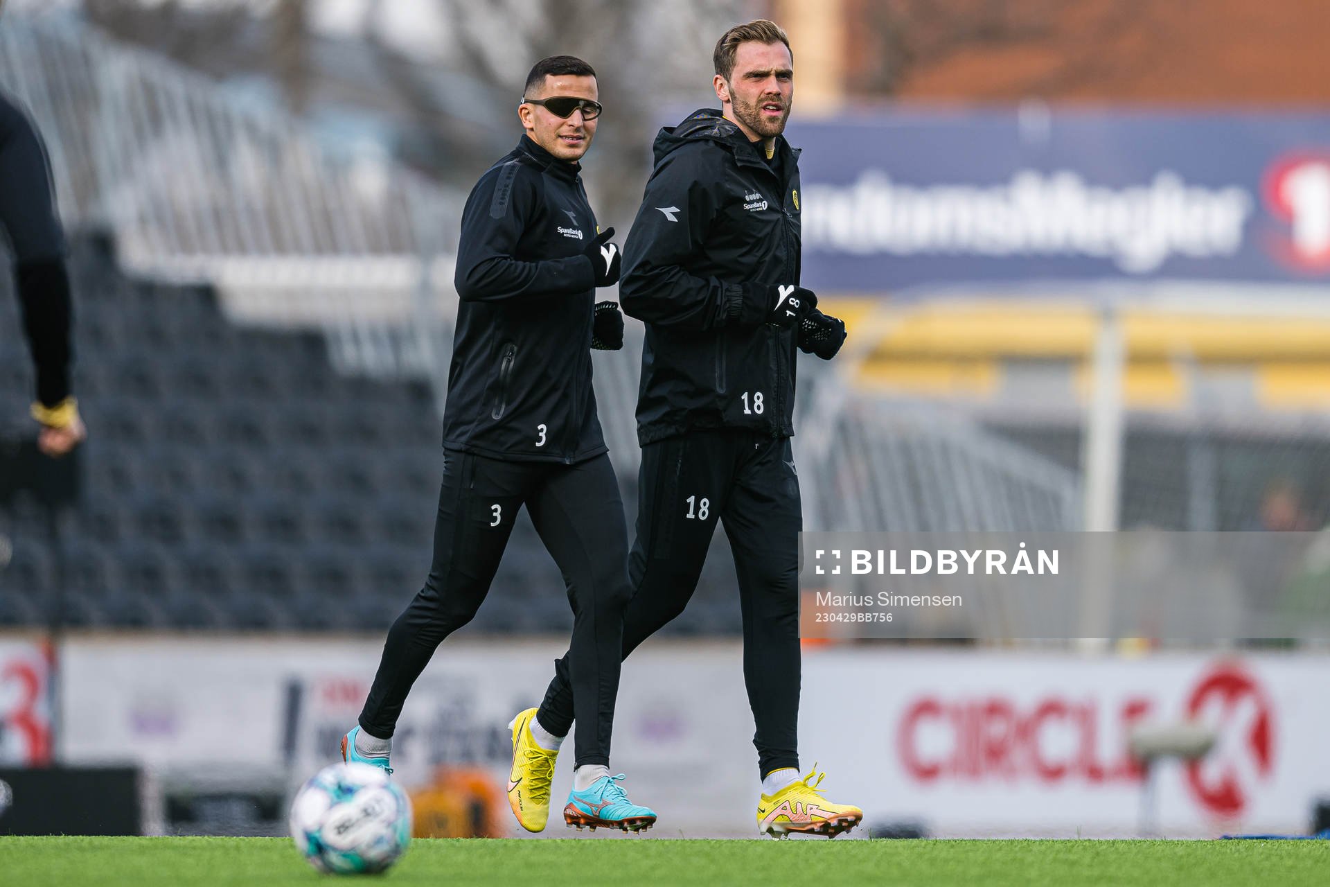 Omar Elabdellaoui and Brede Moe of Bodø/Glimt warms up