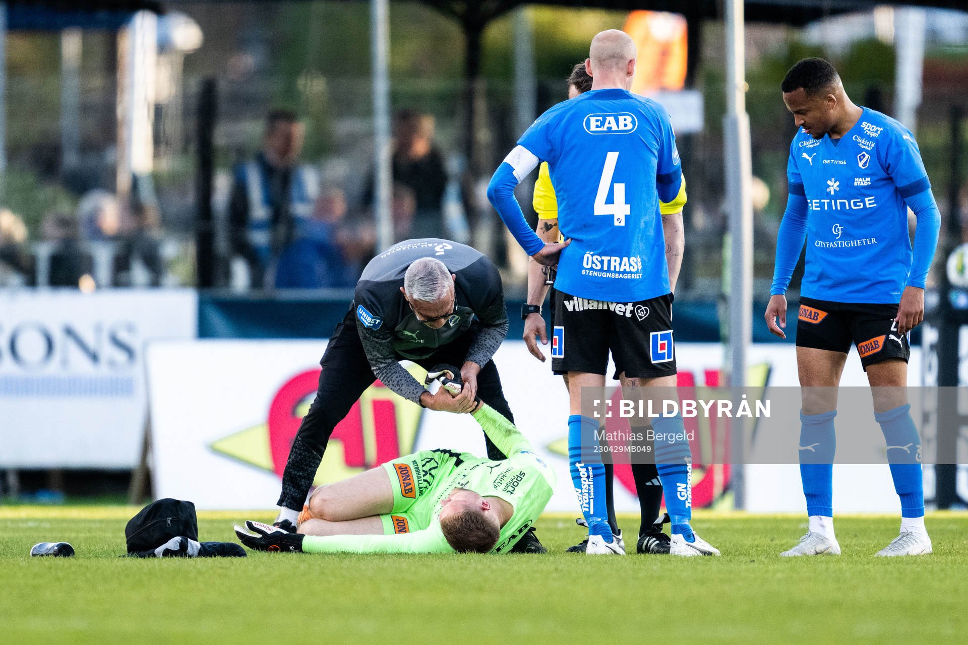 Halmstads målvakt Malkolm Nilsson Säfqvist har ont och