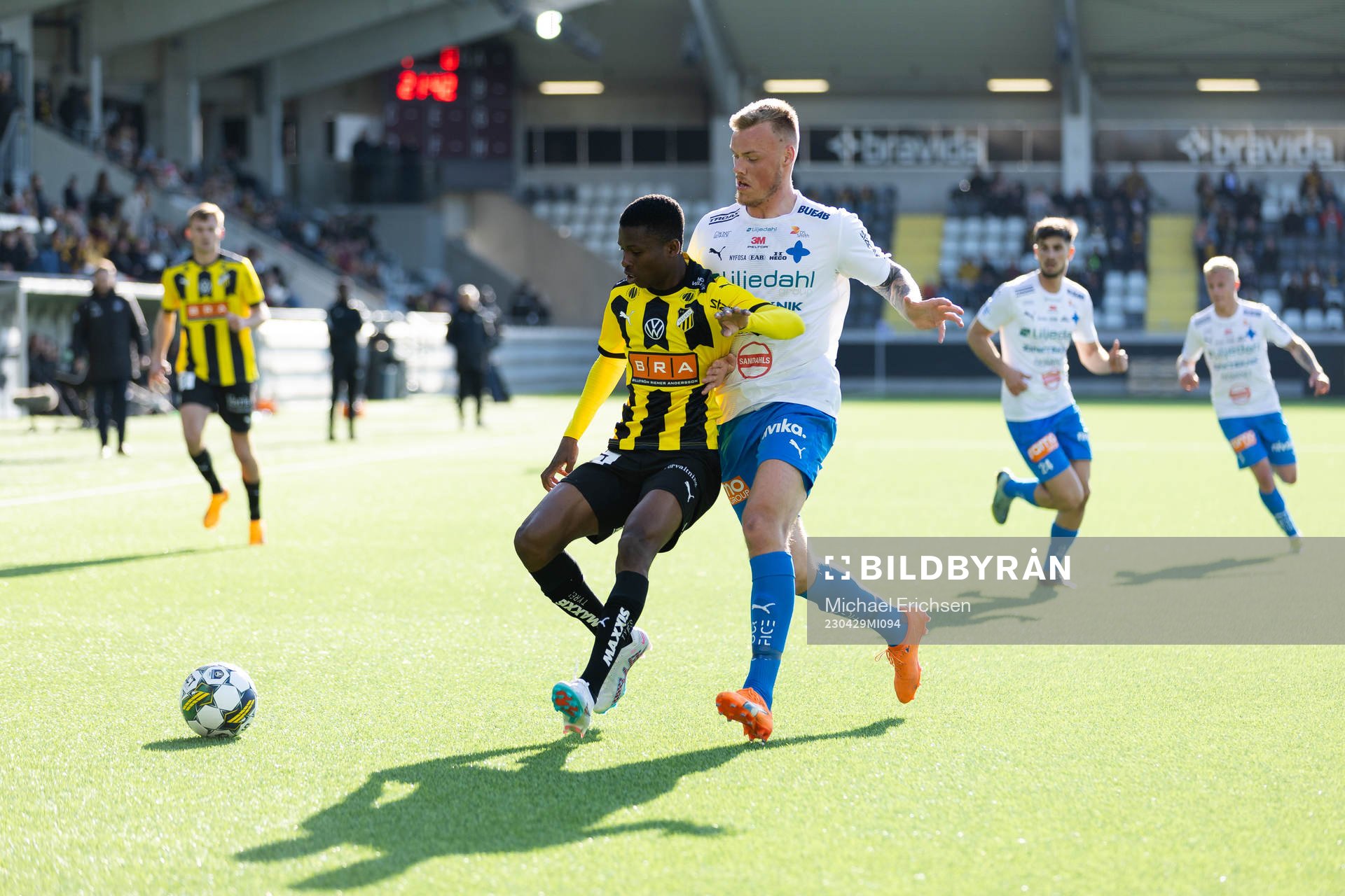 Häckens Akoua Romeo Amane och Värnamos Victor Eriksson