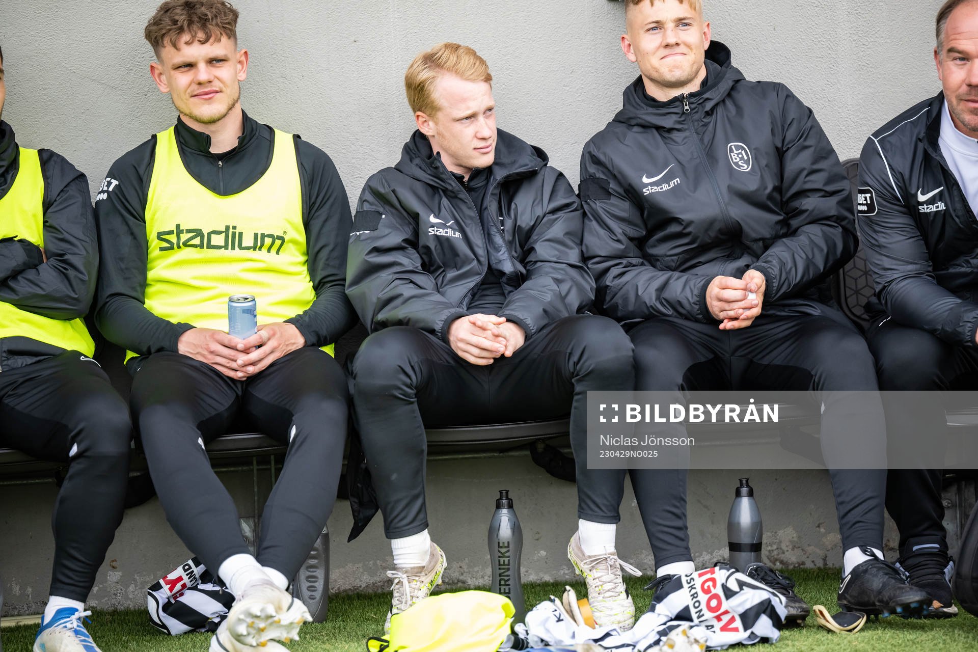 Landskronas David Edvardsson på bänken