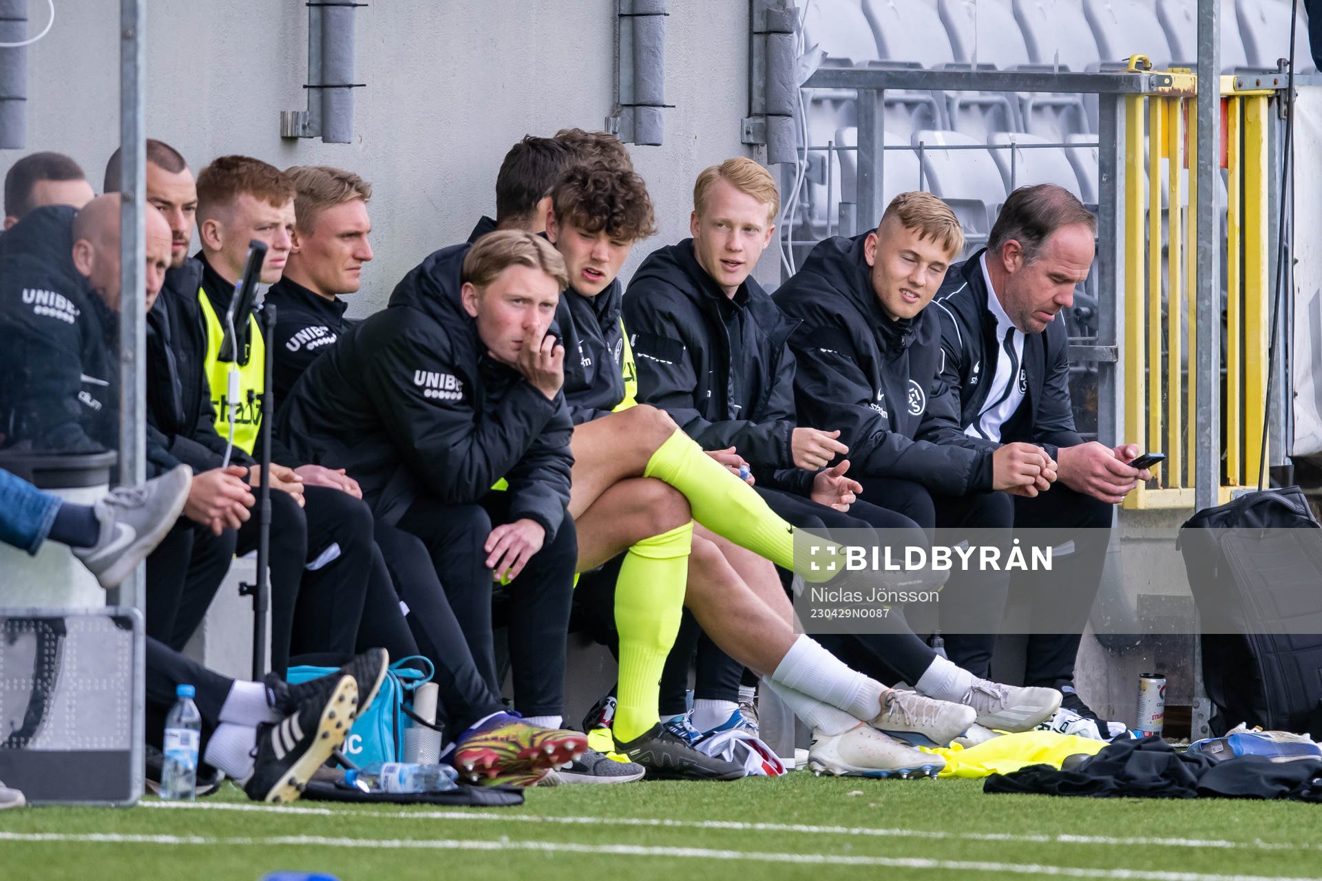 Landskronas David Edvardsson på bänken