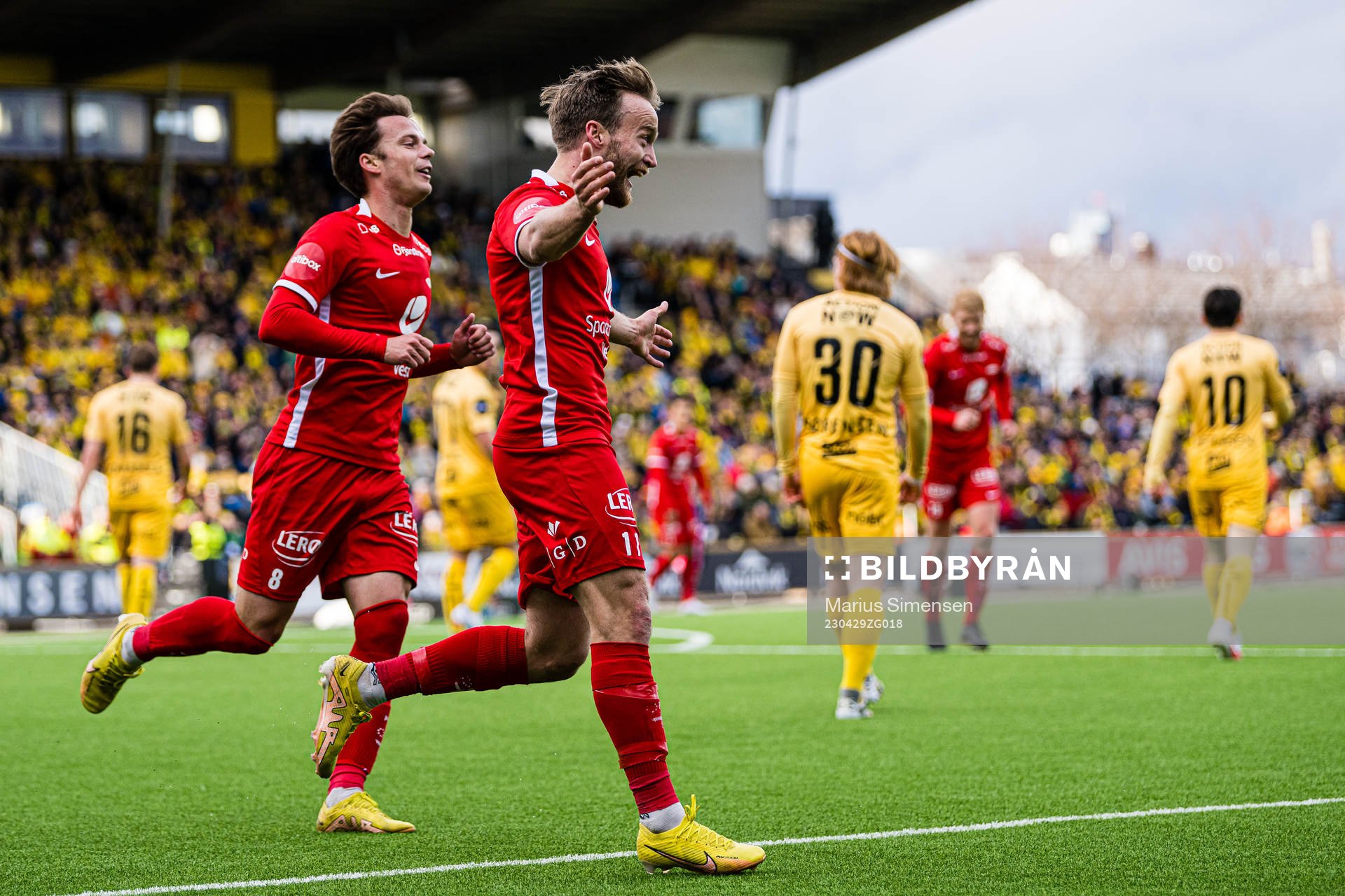 Bård Finne of Brann celebrates