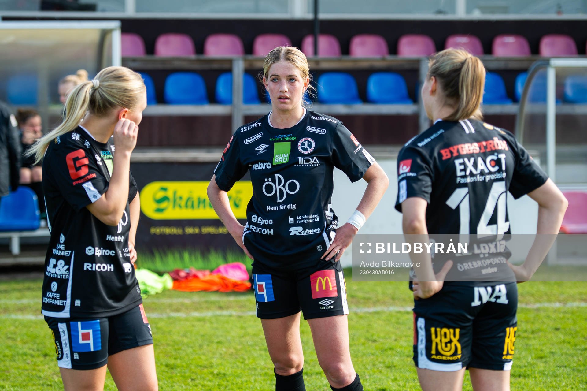 Örebros Regan Steigleder, Maja Bodin och Katariina Kosola