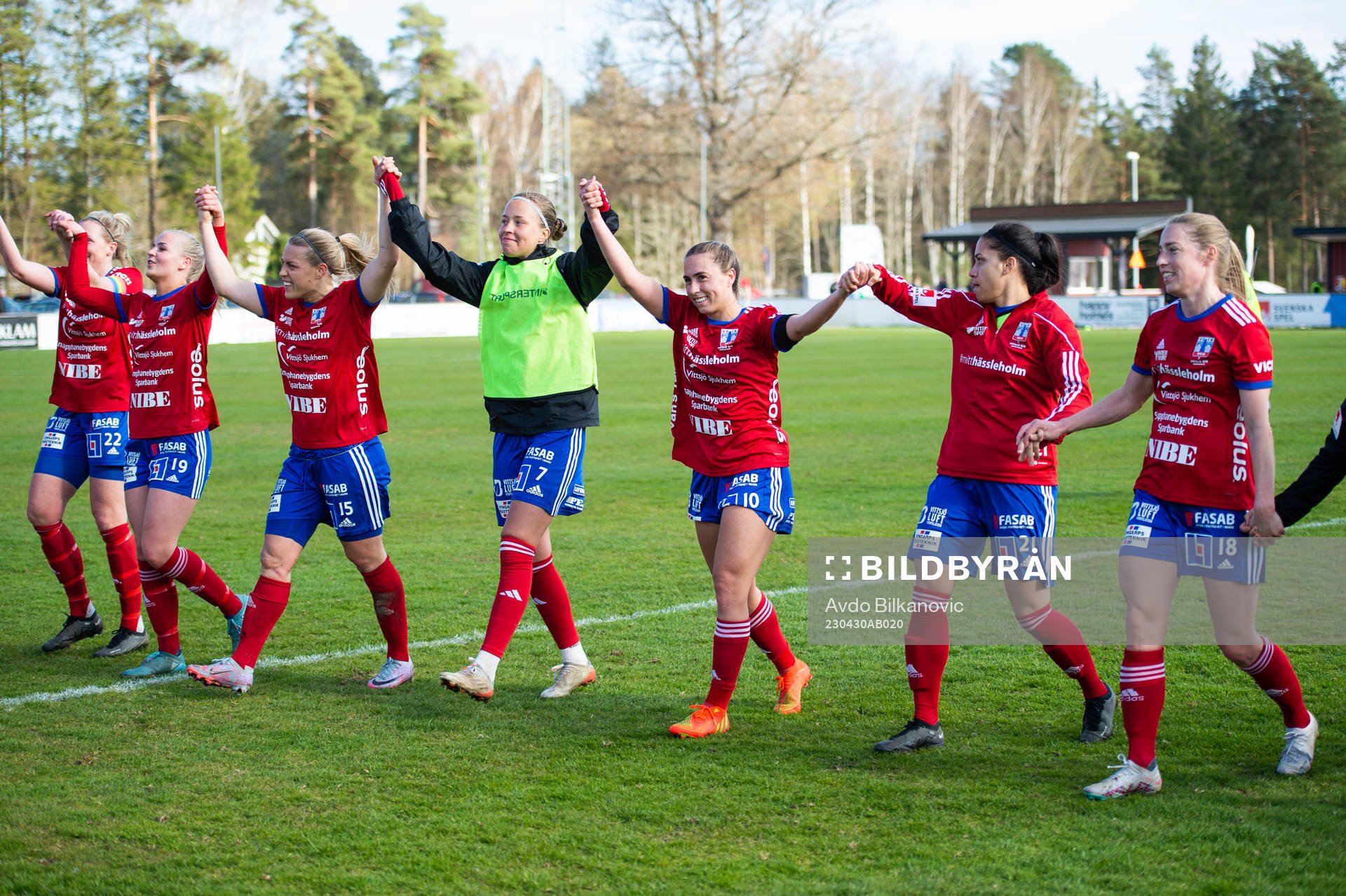 Vittsjös spelare jublar