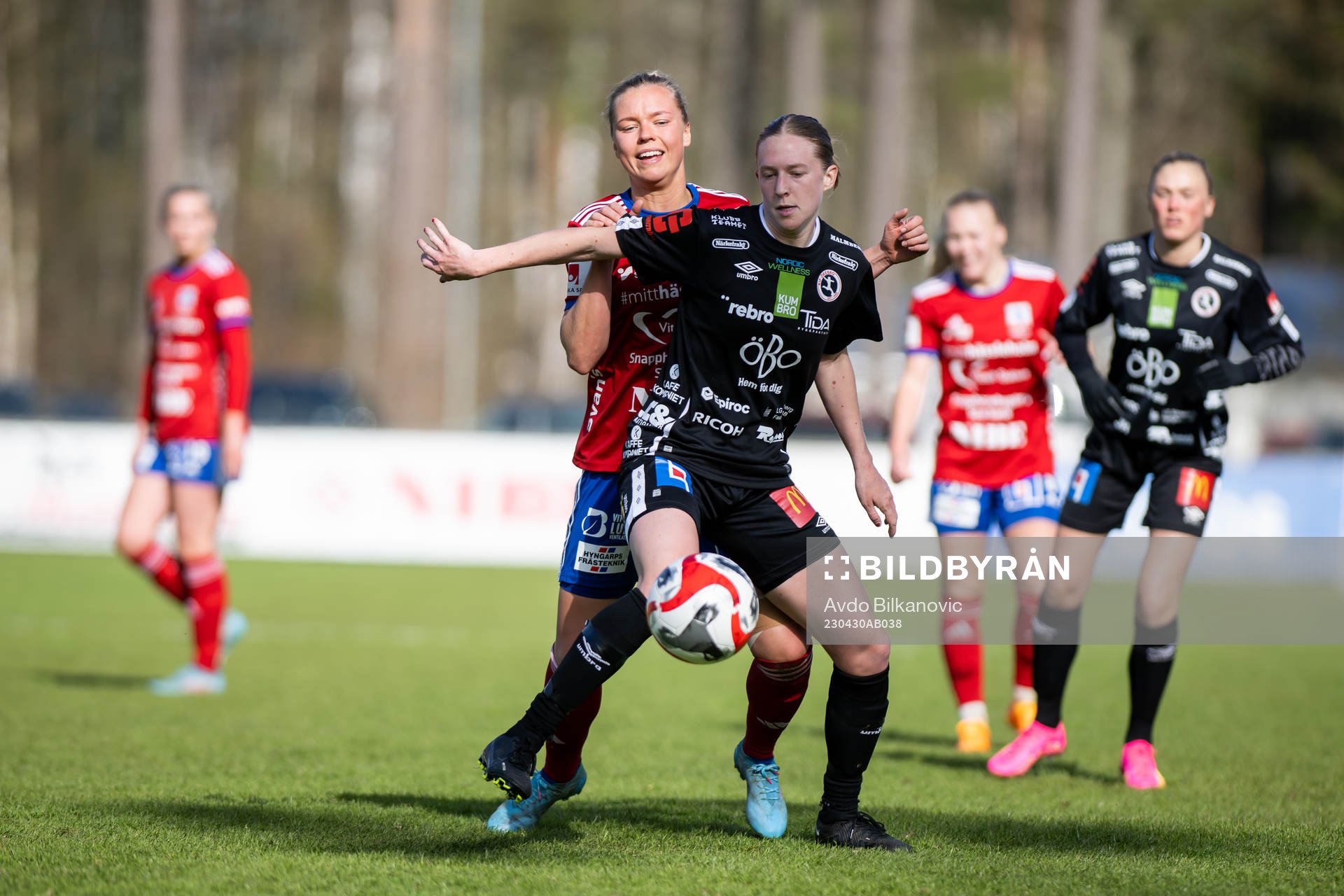 Vittsjös Kajsa Lind och Örebros Audrey Harding