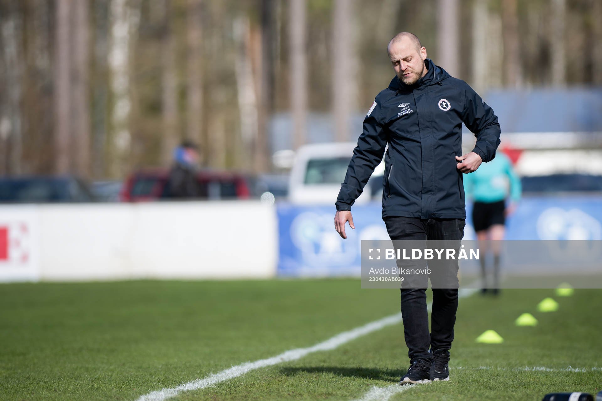 Örebros tränare Rickard Johansson deppar