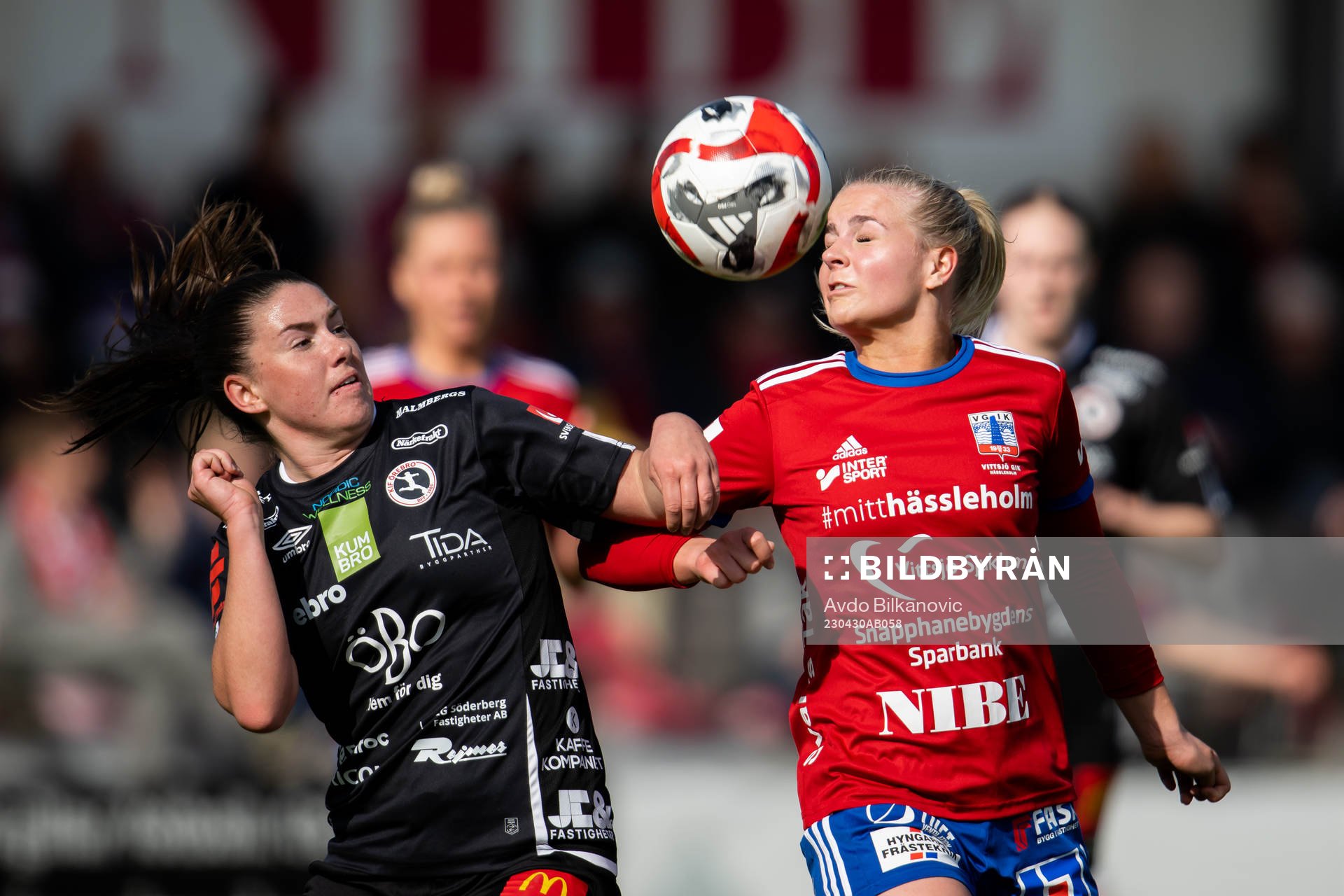Vittsjös Moa Karlsson och Örebros Emilia Pelgander