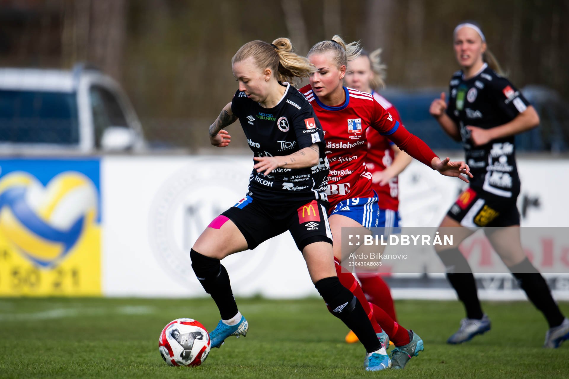 Örebros Nathalie Hoff Persson och Vittsjös Moa Karlsson