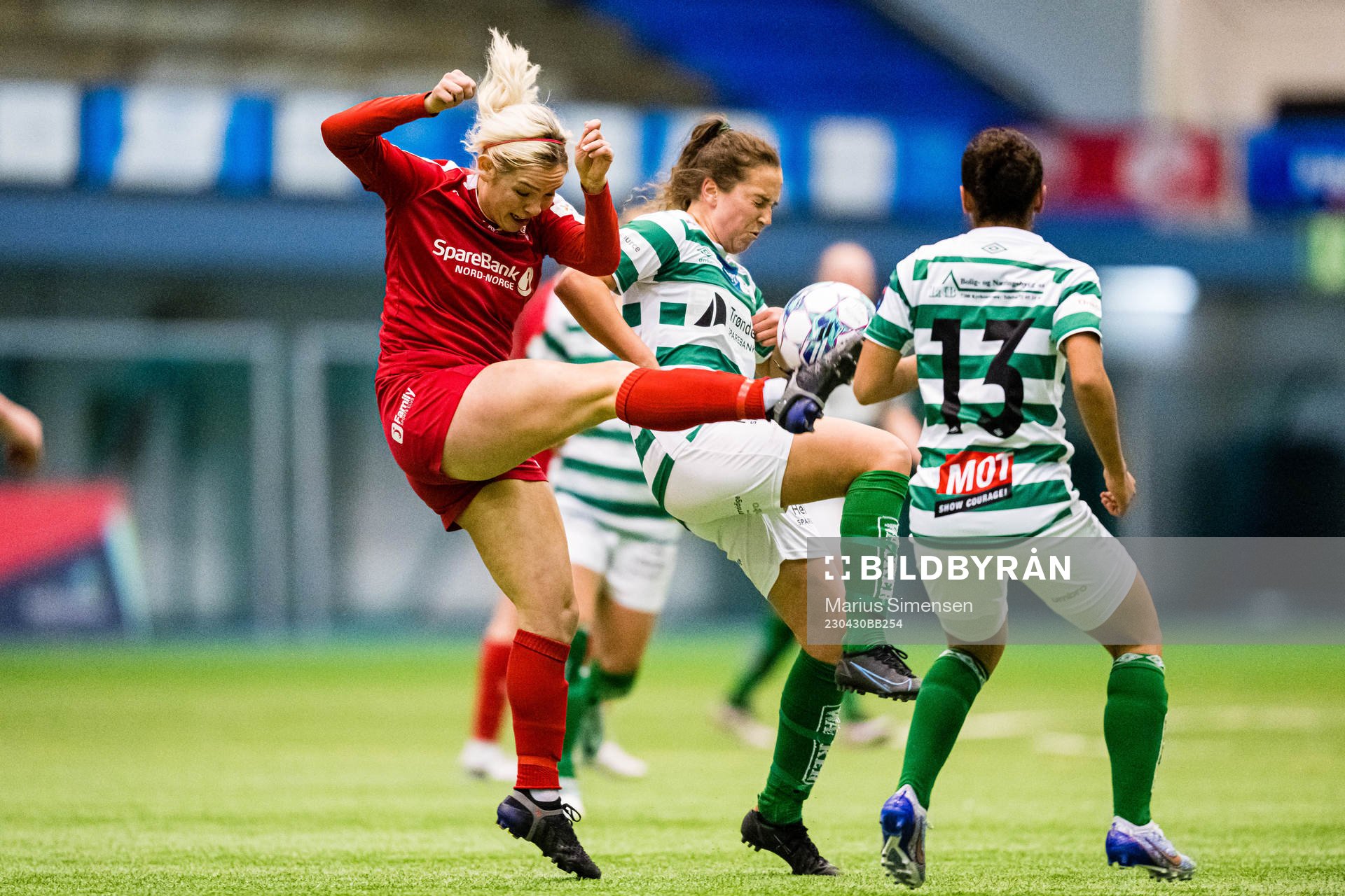 Robyn Virginia McCarthy of Grand Bodø and Sofia Susnic