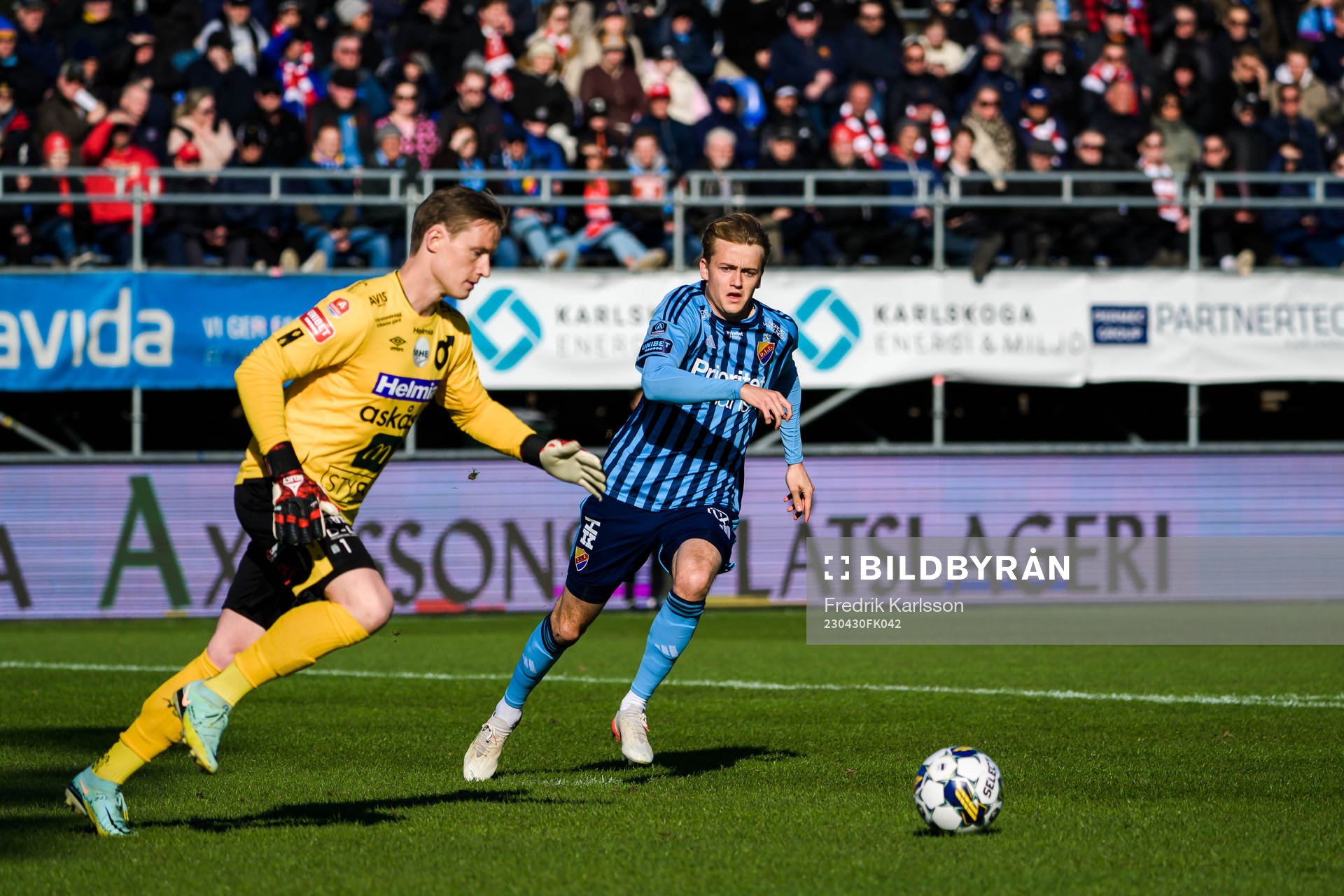 Degerfors målvakt Sondre Lovseth Rossbach och Djurgårdens