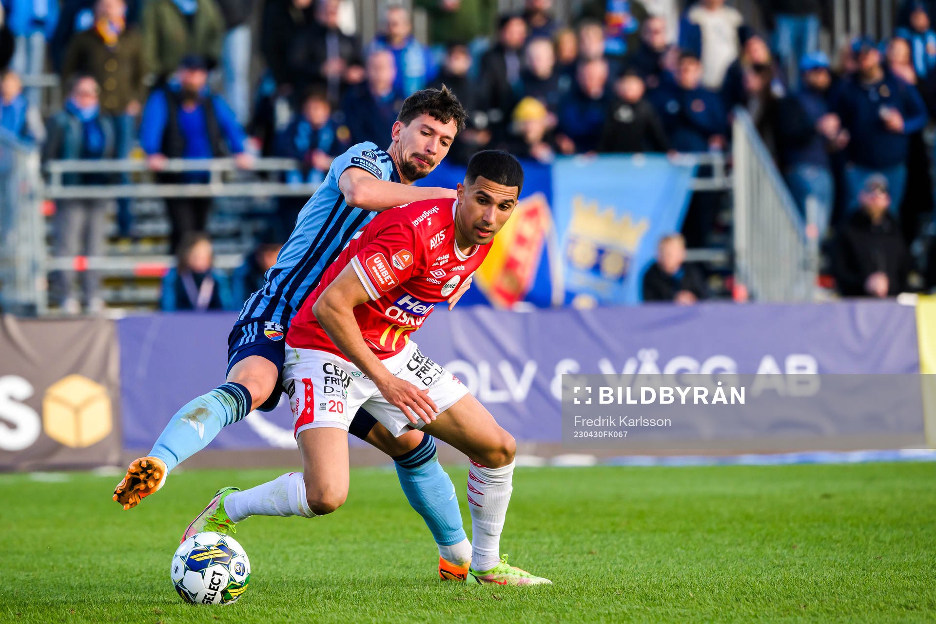 Djurgårdens Gustav Wikheim och Degerfors Elyas Bouzaiene
