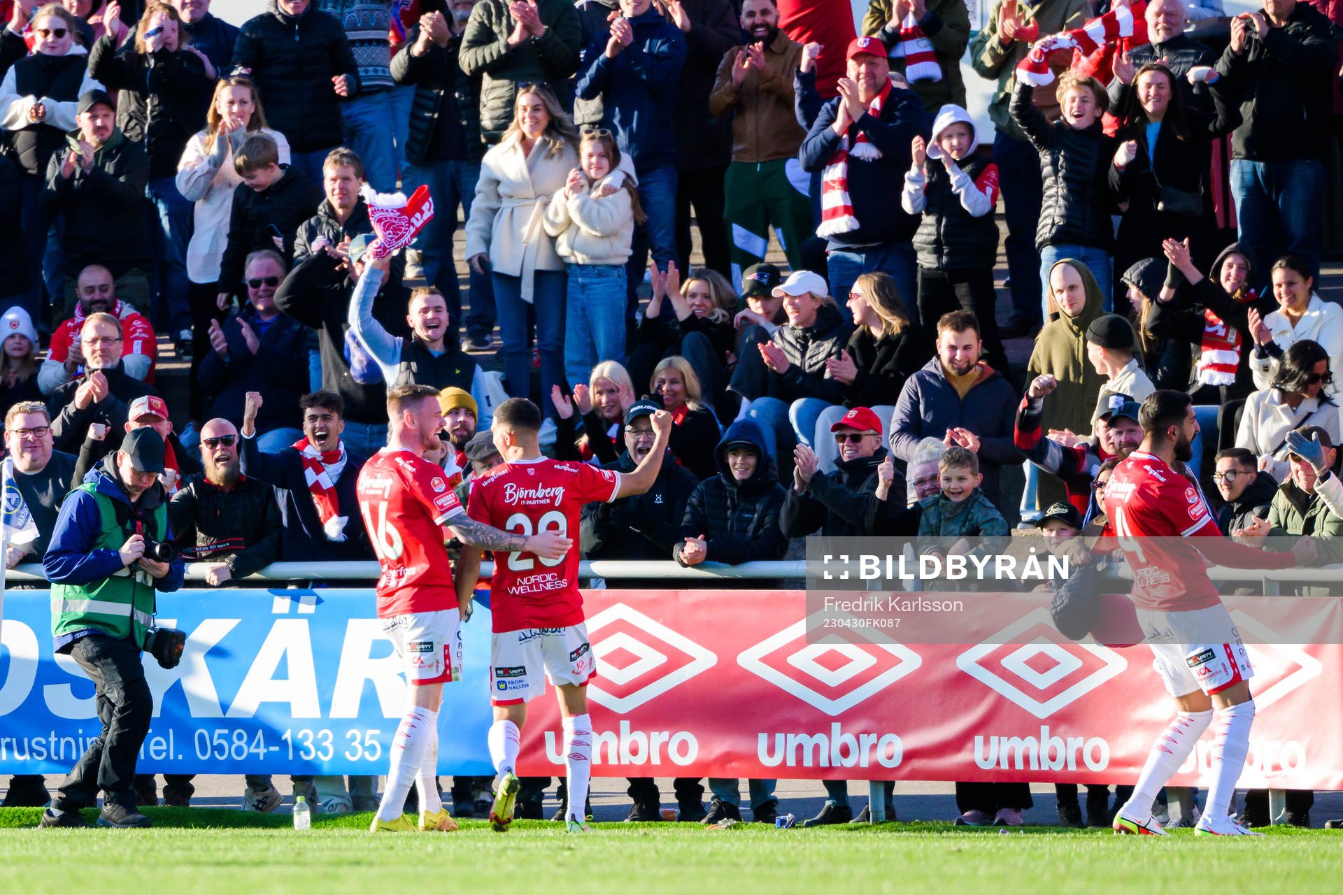 Degerfors Rasmus Örqvist jublar