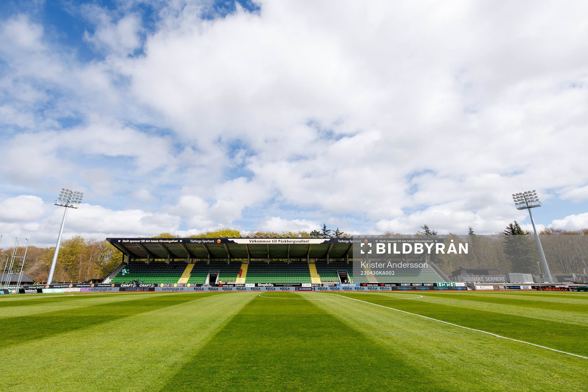 Påskbergsvallen inför fotbollsmatchen i Allsvenskan mellan Varberg och Kalmar den 30 april 2023 i Varberg. 