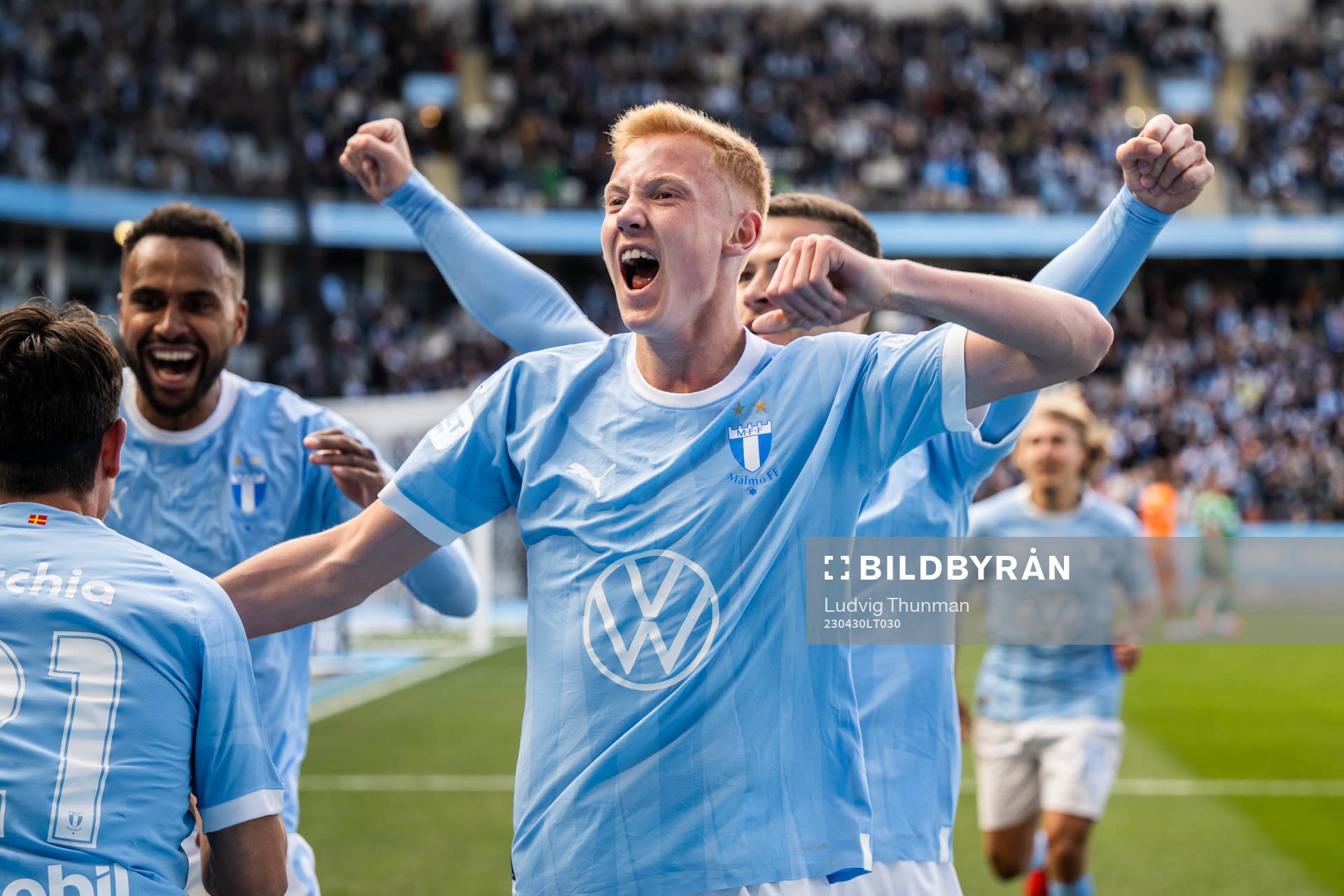 Malmö FFs Hugo Larsson jublar