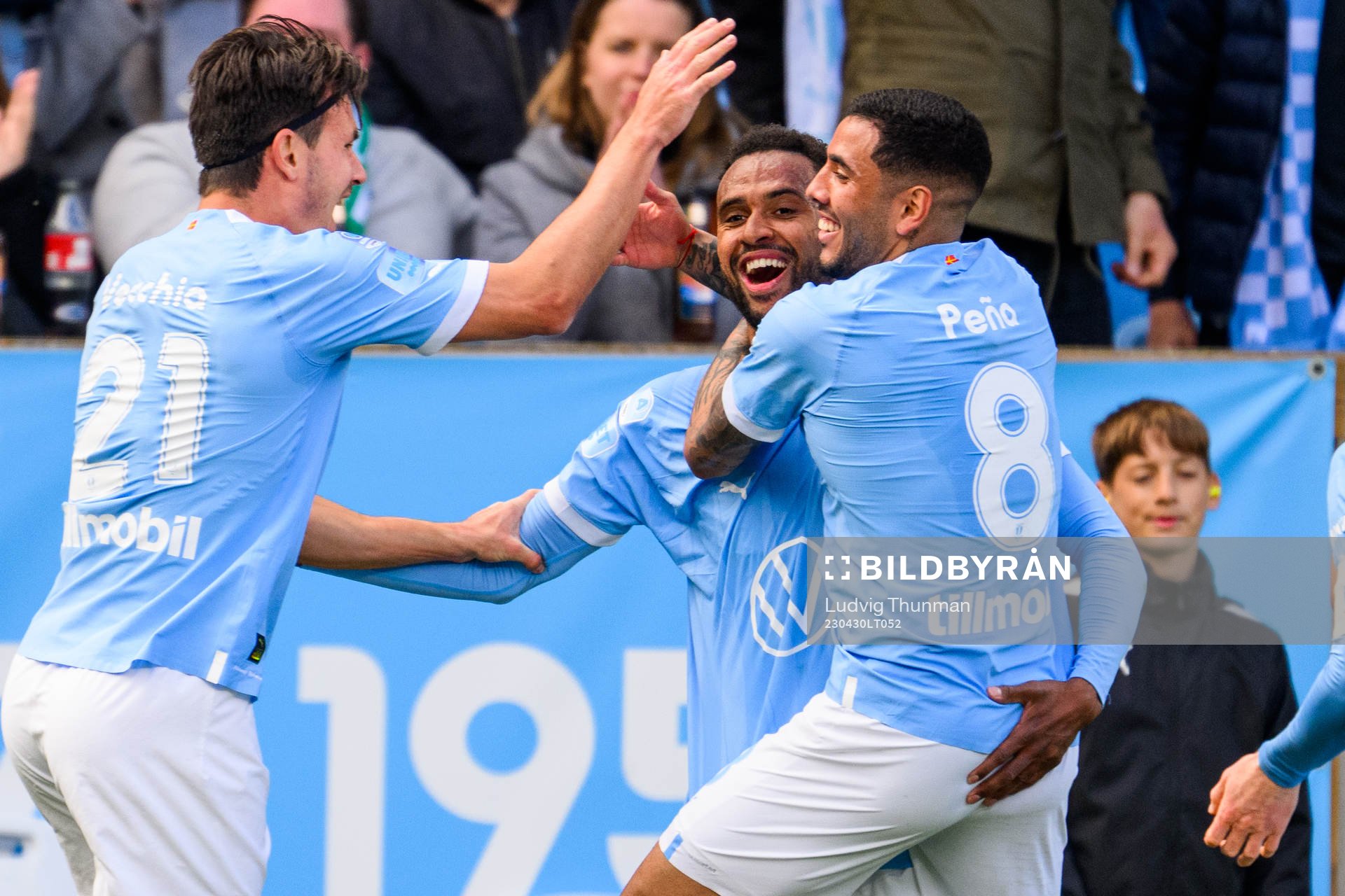 Malmö FFs Stefano Vecchia, Sergio Pena jublar med Isaac
